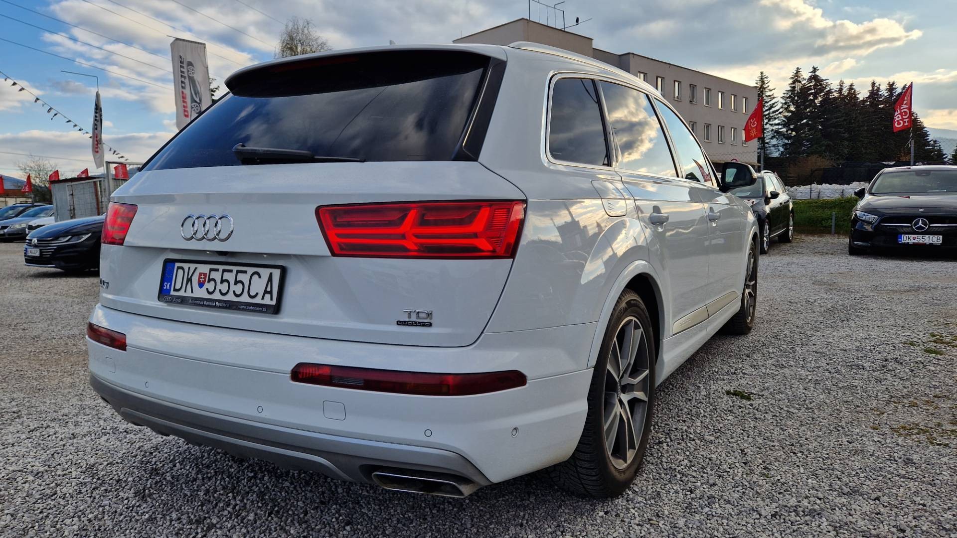 Audi Q7 3.0 TDI 272K QUATTTRO S-LINE 8 ST – Obrázok 76