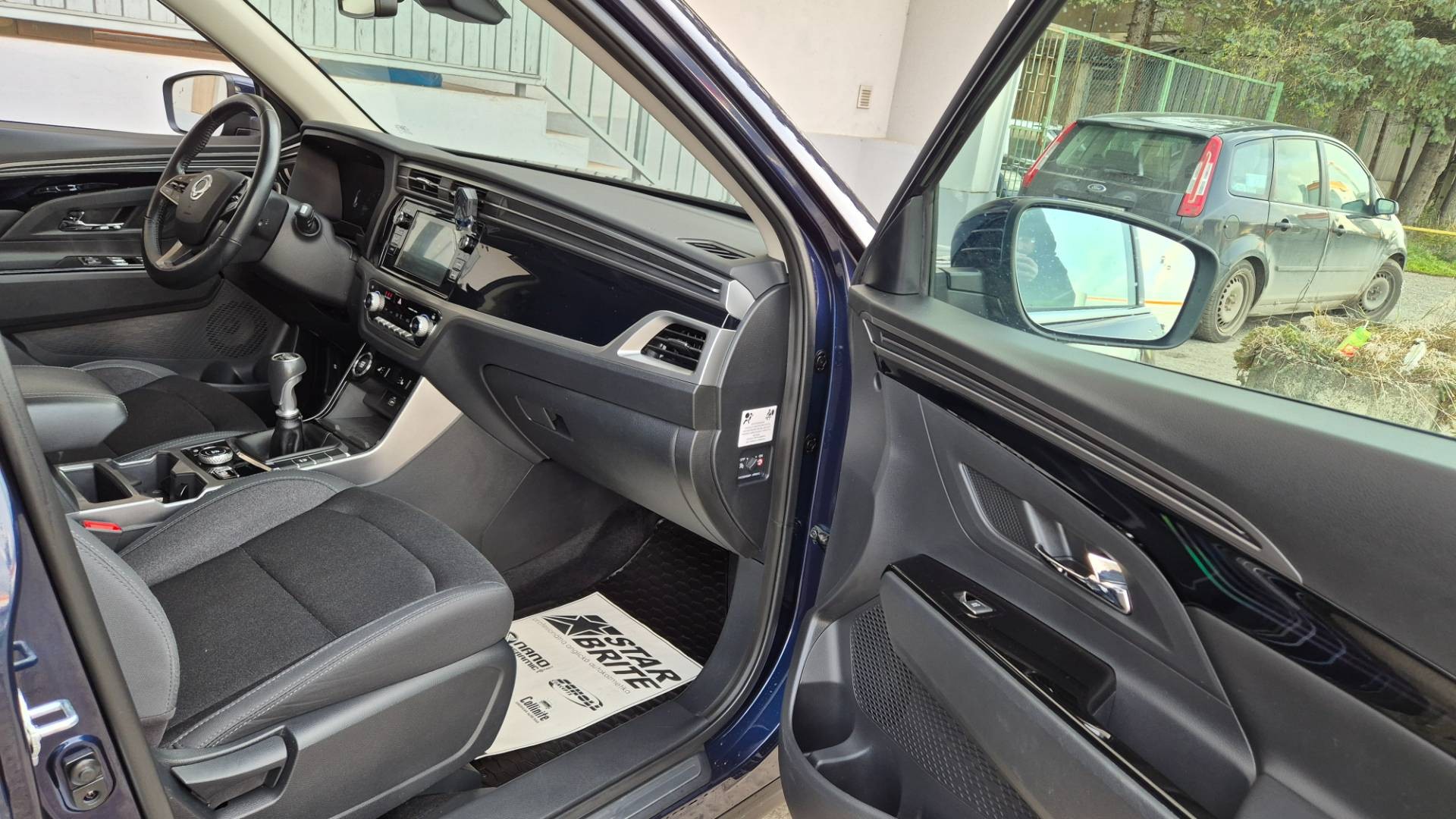 SsangYong Korando 1.5 Turbo e-XGI 163k Style – Obrázok 36