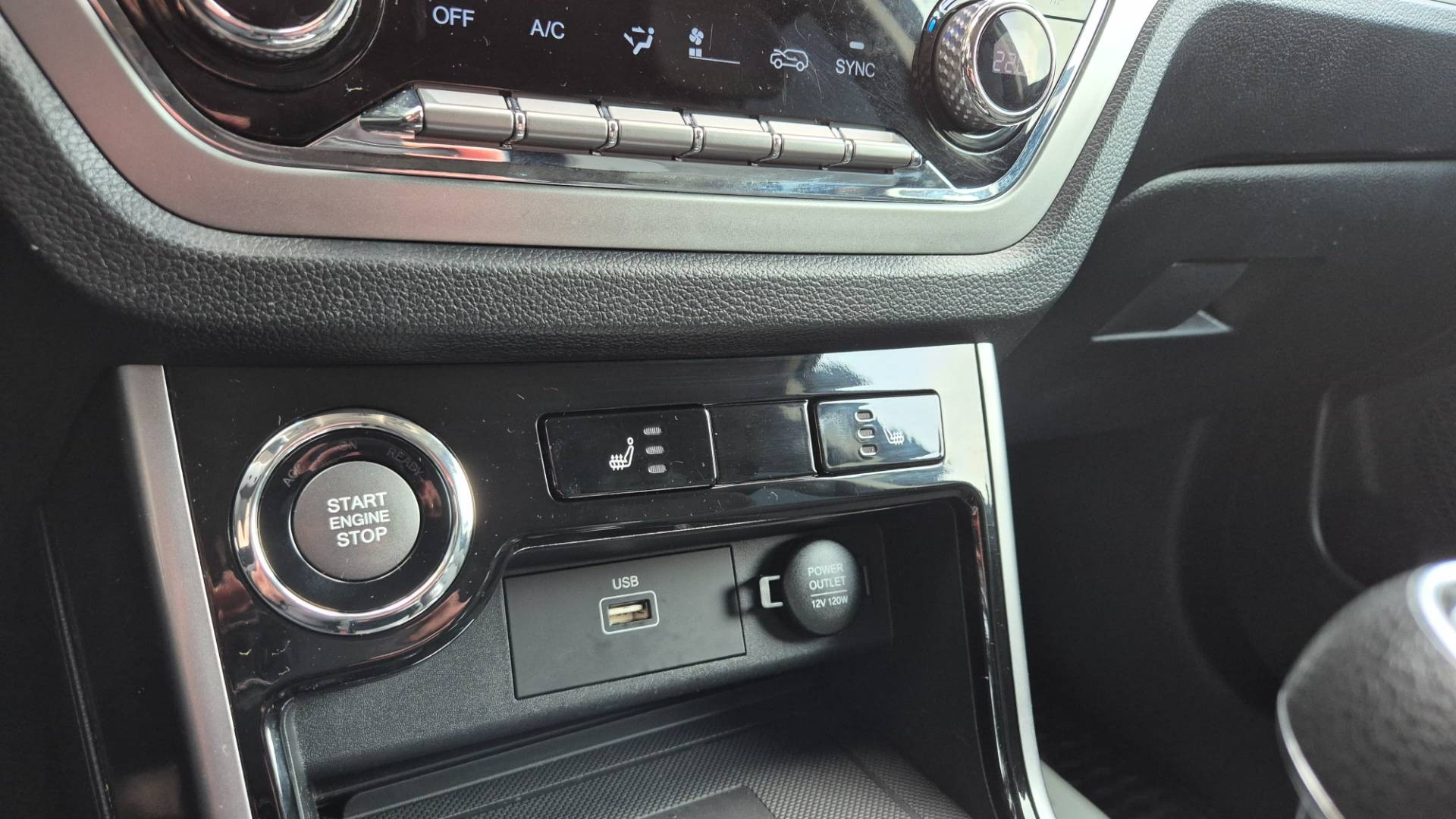 SsangYong Korando 1.5 Turbo e-XGI 163k Style – Obrázok 41