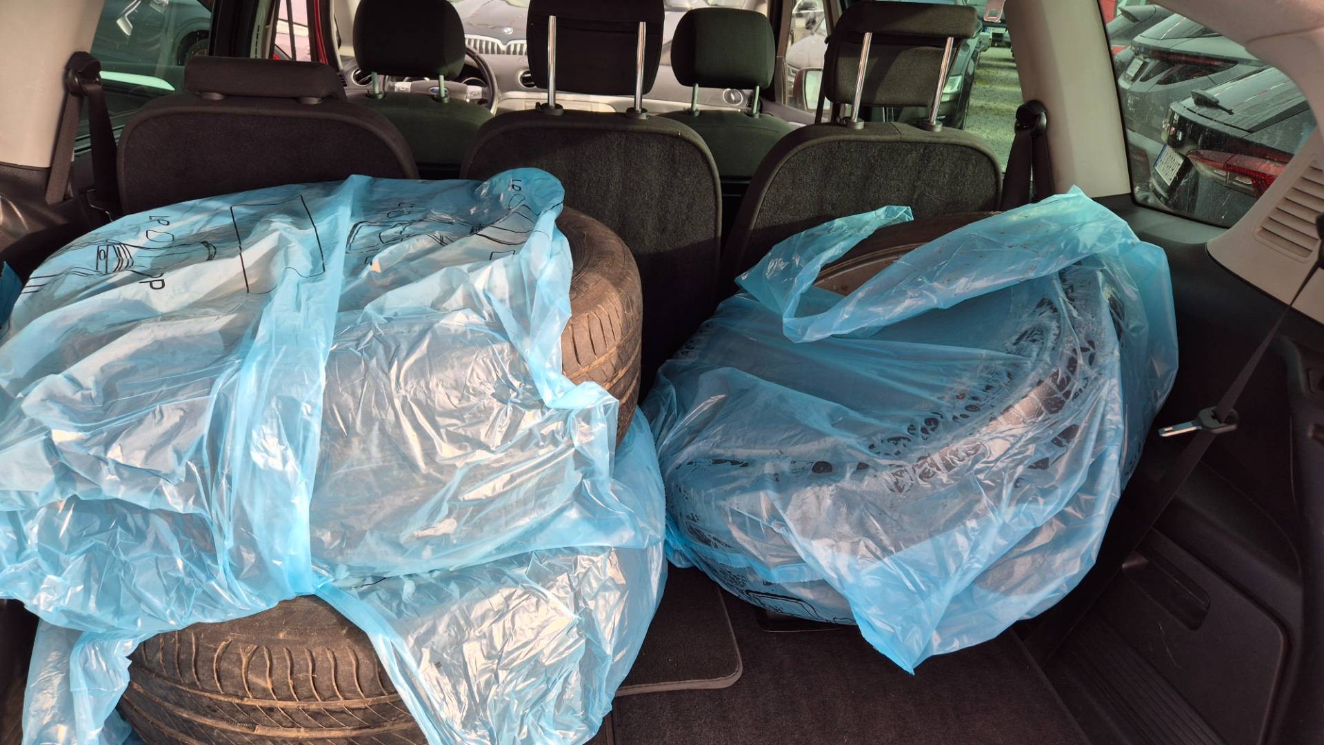 Ford S-Max 2.0 TDCi Titanium 7m – Obrázok 9