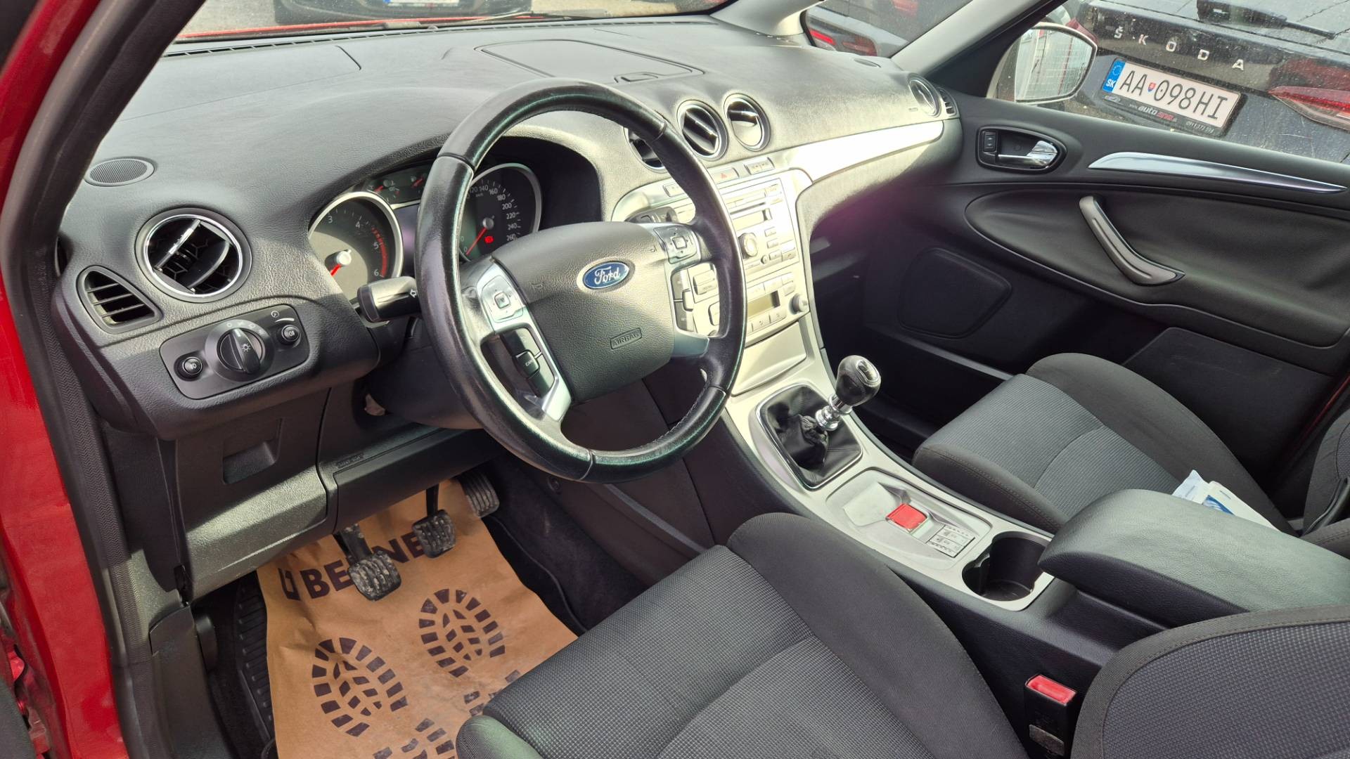 Ford S-Max 2.0 TDCi Titanium 7m – Obrázok 15