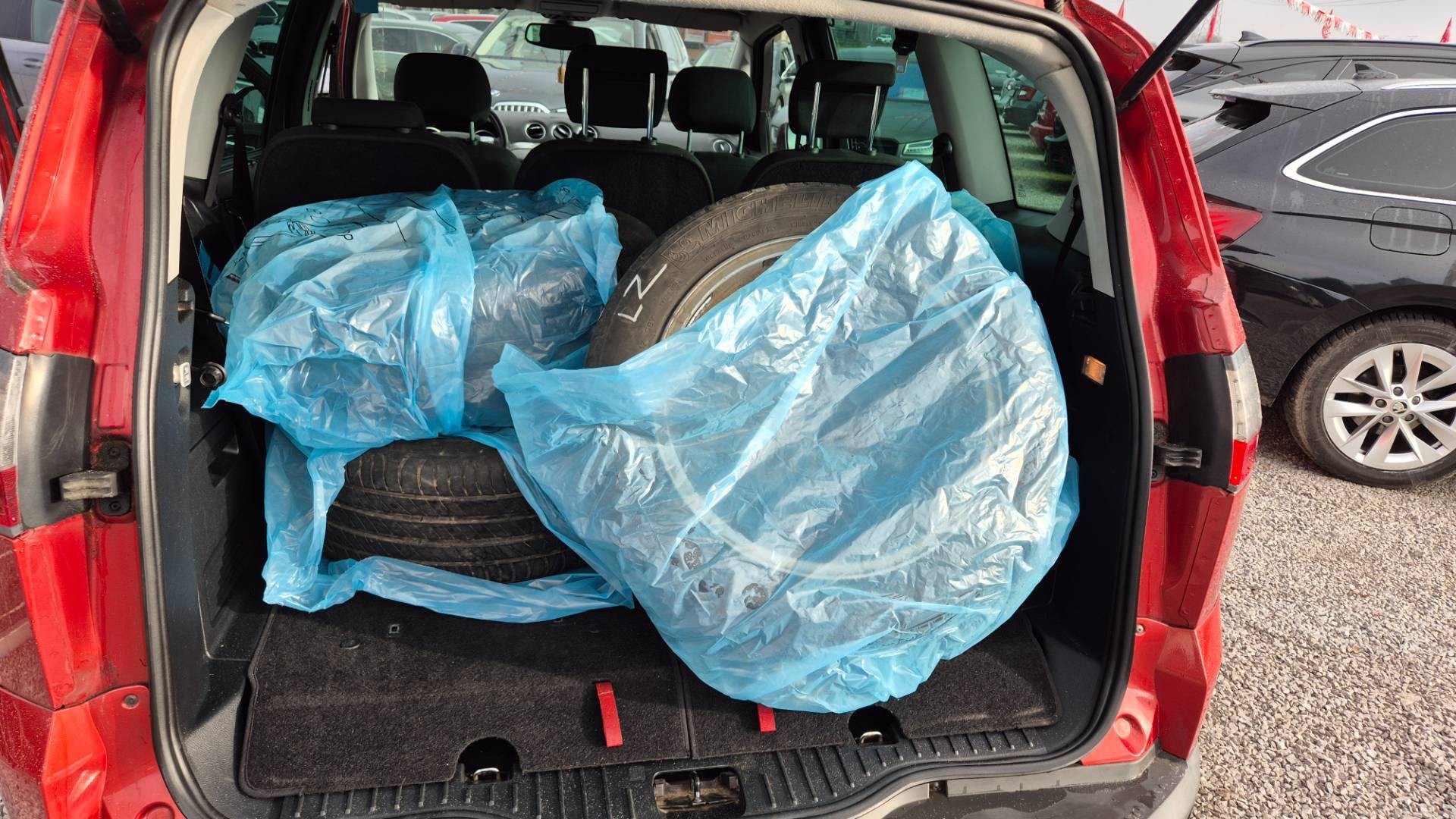 Ford S-Max 2.0 TDCi Titanium 7m – Obrázok 7