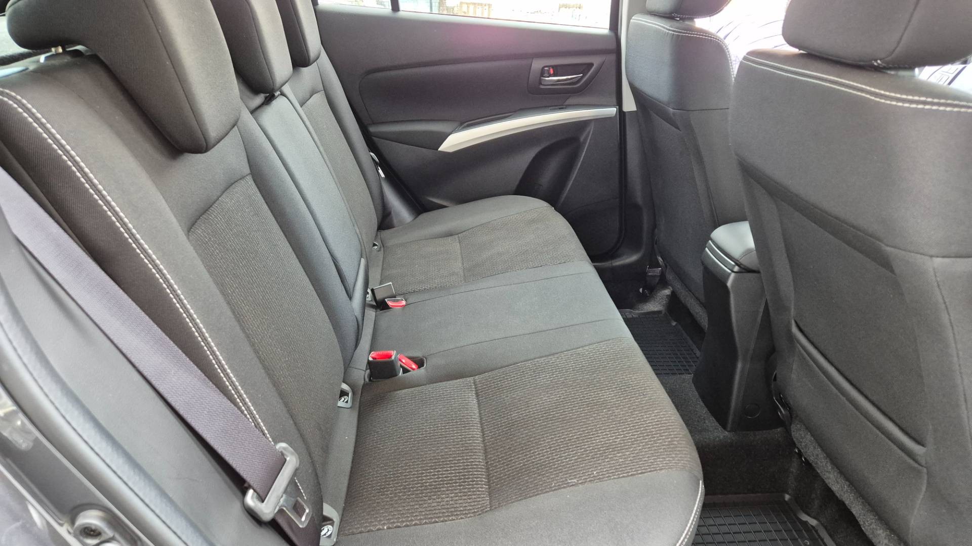 Suzuki SX4 S-Cross 1.4 BoosterJet Elegance 4WD – Obrázok 19