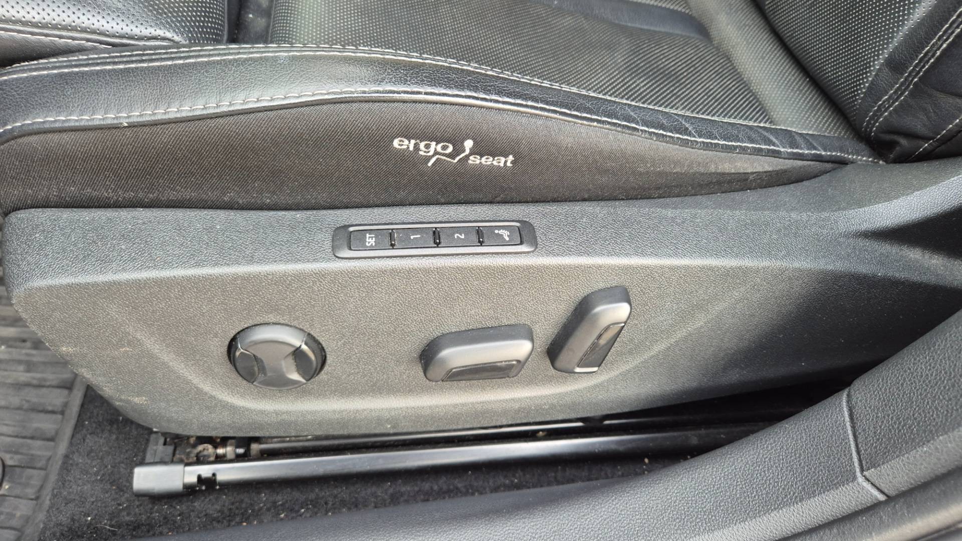 Škoda Octavia Combi 2.0 TDI SCR Style DSG – Obrázok 24