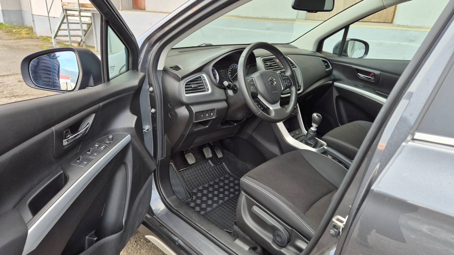 Suzuki SX4 S-Cross 1.4 BoosterJet Elegance 4WD – Obrázok 26