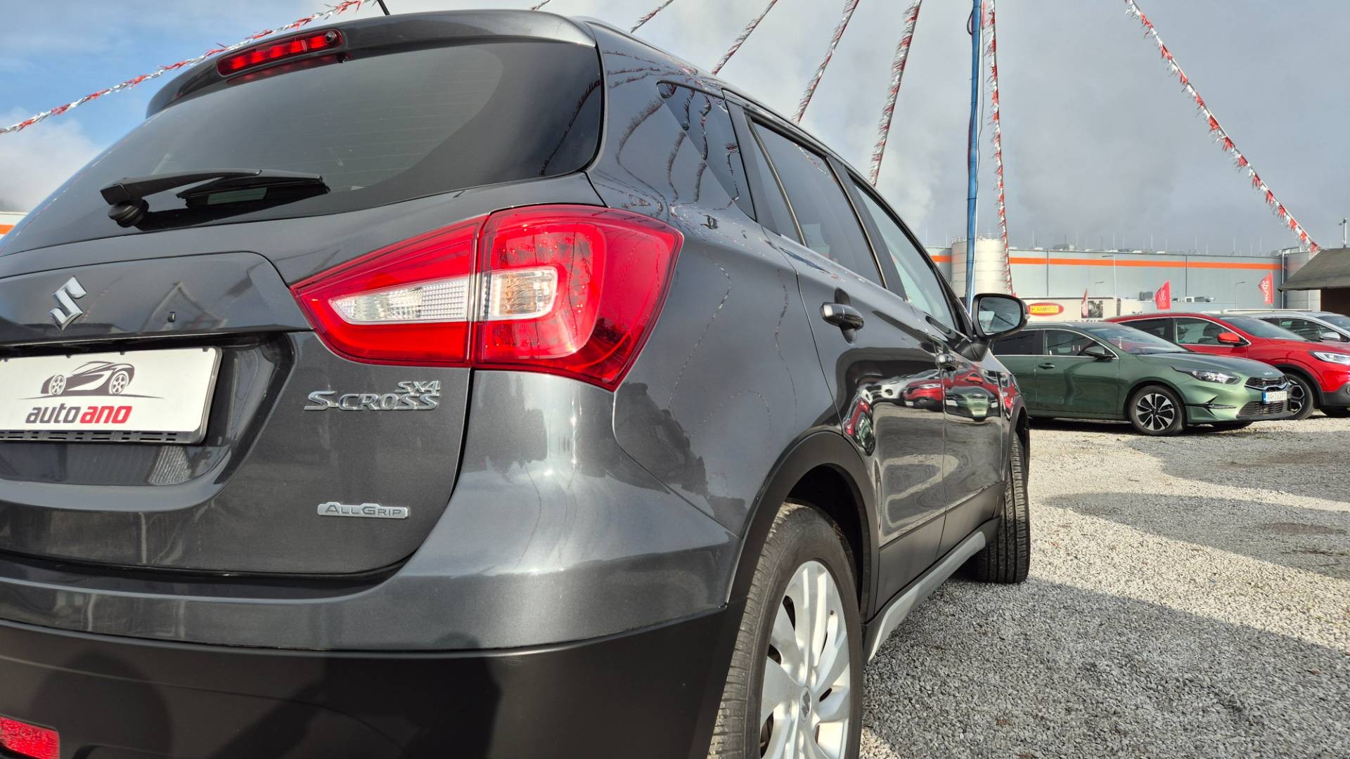 Suzuki SX4 S-Cross 1.4 BoosterJet Elegance 4WD – Obrázok 12
