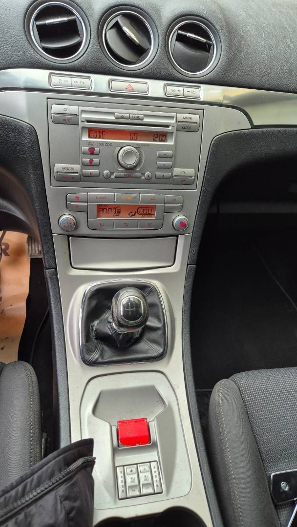 Ford S-Max 2.0 TDCi Titanium 7m – Obrázok 21