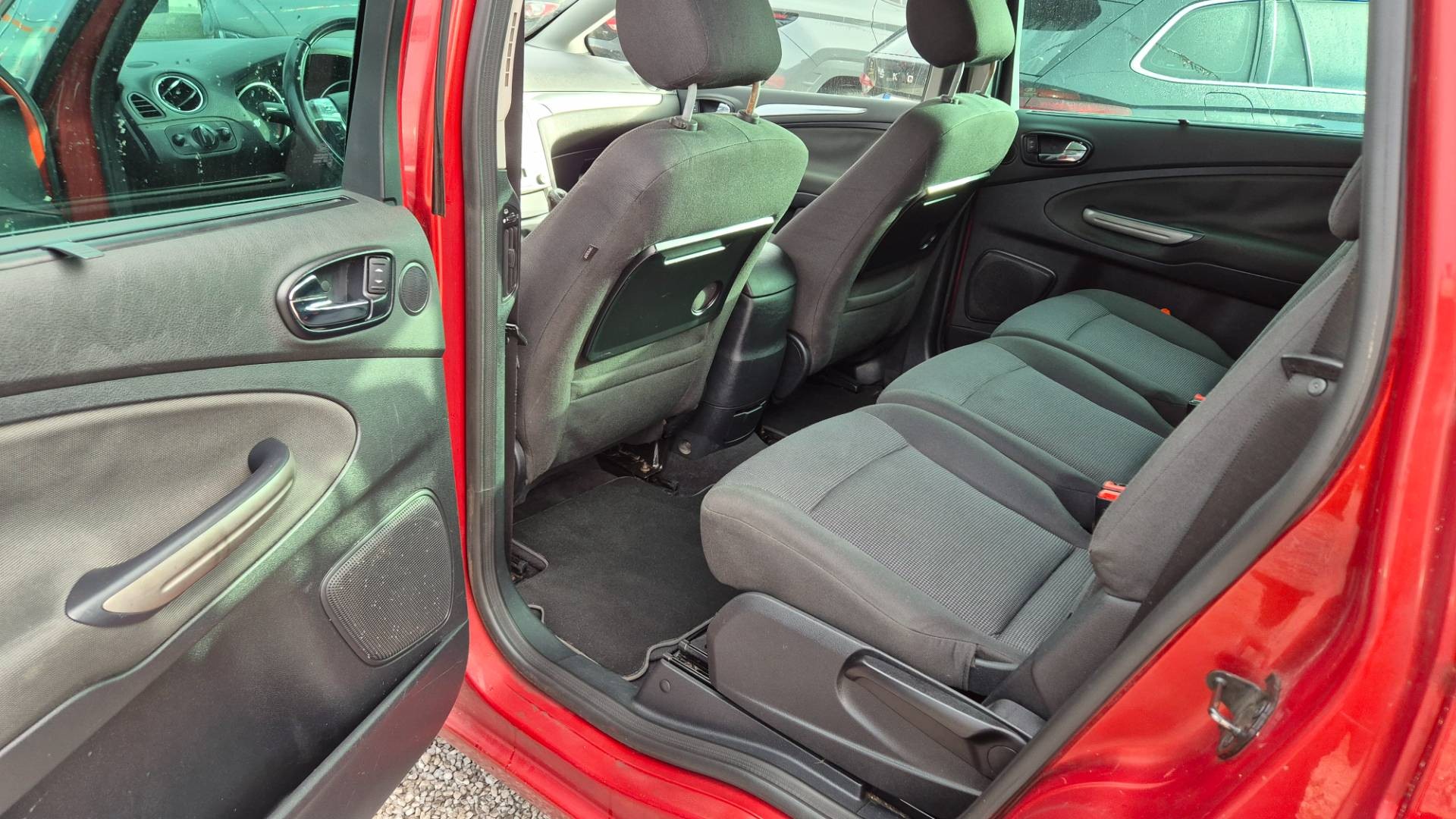 Ford S-Max 2.0 TDCi Titanium 7m – Obrázok 10