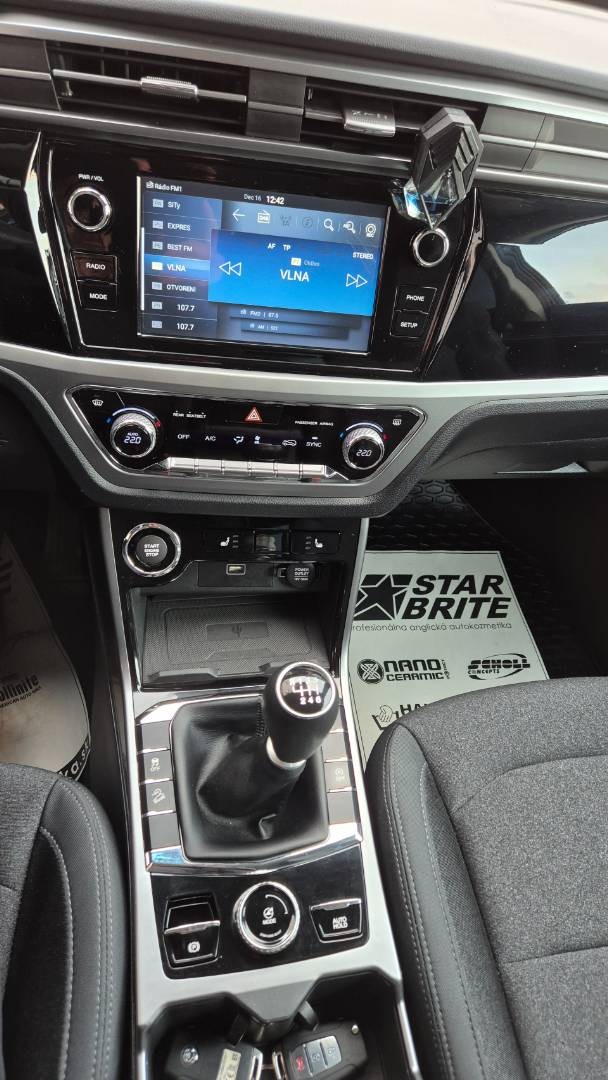 SsangYong Korando 1.5 Turbo e-XGI 163k Style – Obrázok 39