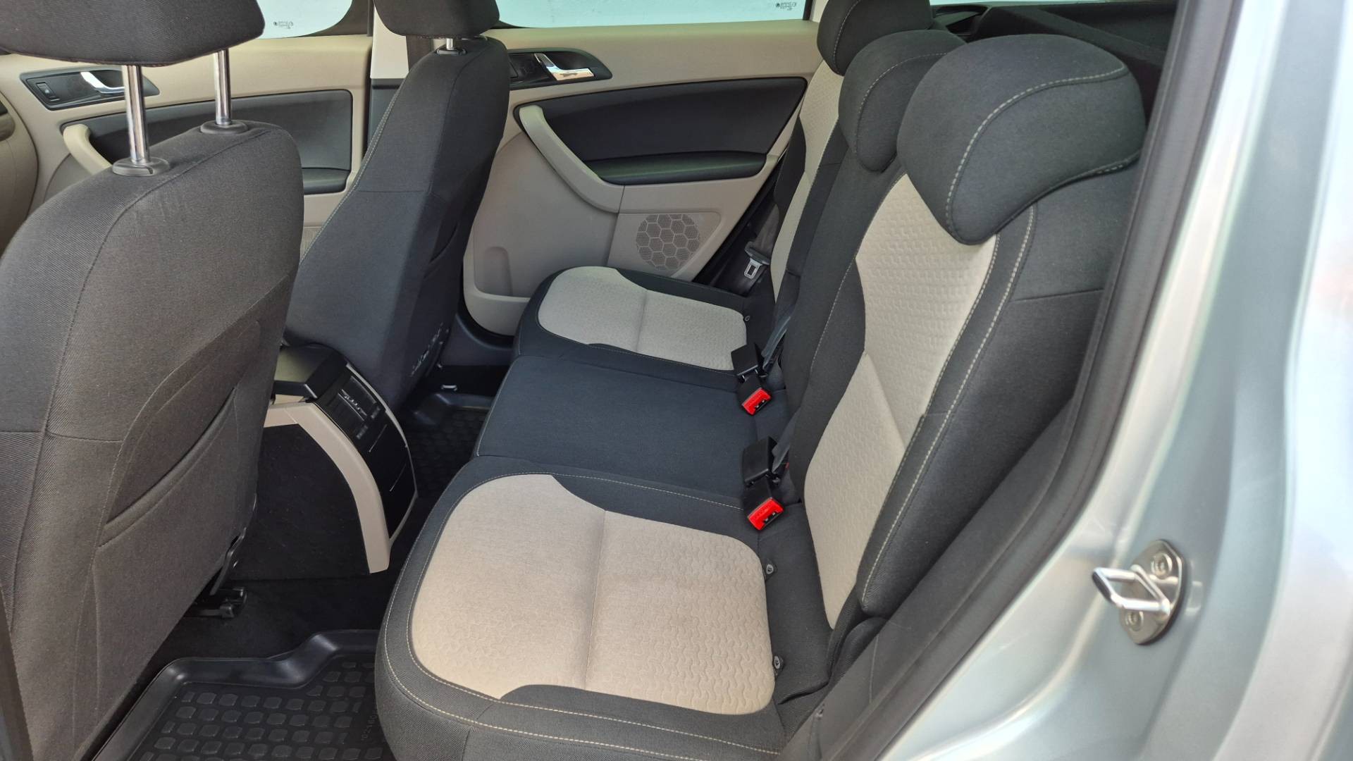 Škoda Yeti 1.4 TSI Edition 4x4 – Obrázok 28