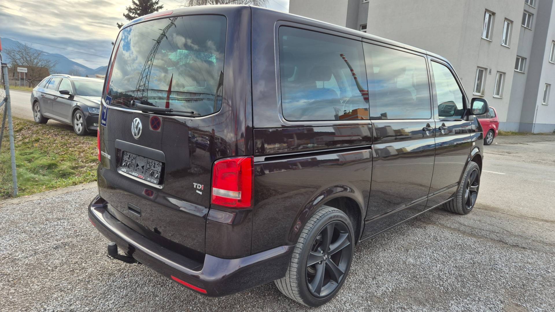 Volkswagen Multivan 2.0 TDI 140k Startline DSG – Obrázok 4