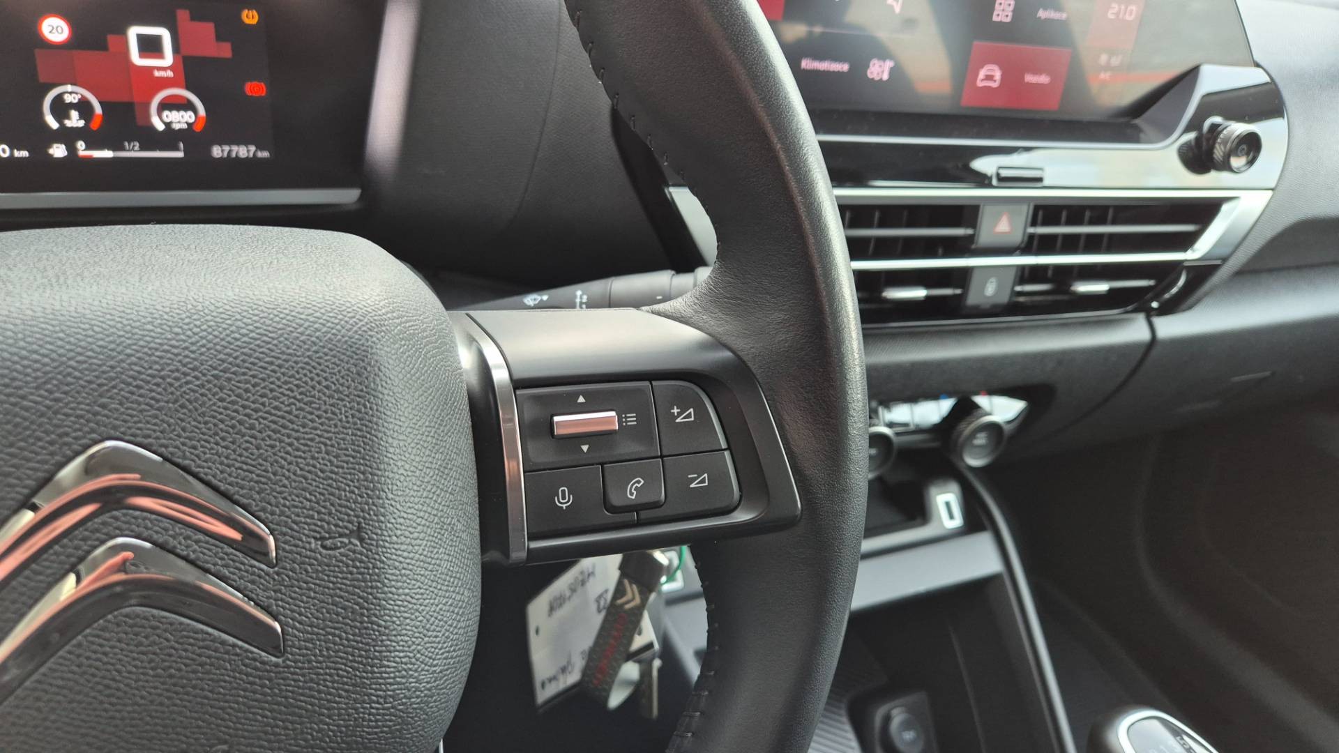 Citroën C4 PureTech 100 S&S Feel – Obrázok 36