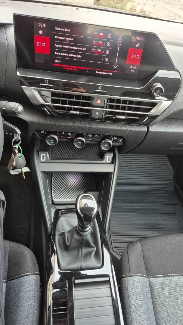 Citroën C4 PureTech 100 S&S Feel – Obrázok 28