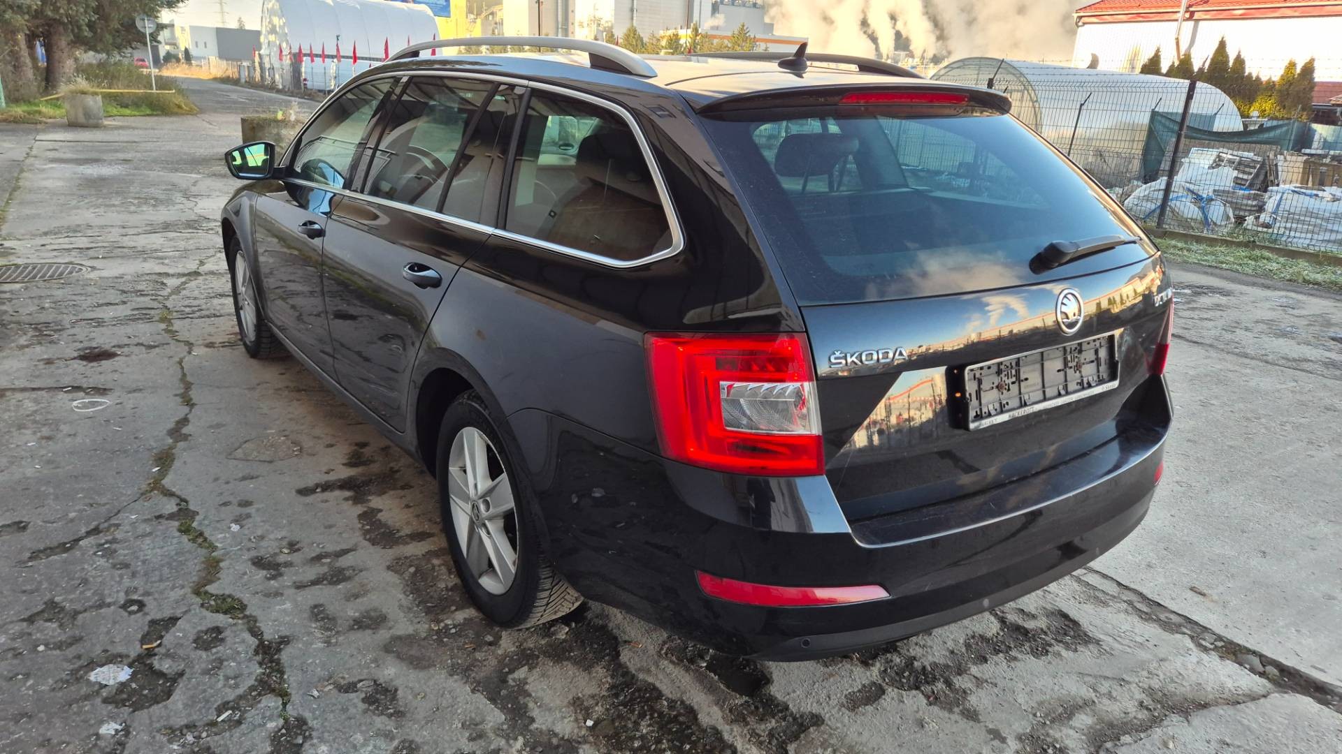 Škoda Octavia Combi 2.0 TDI Elegance/Style DSG – Obrázok 34