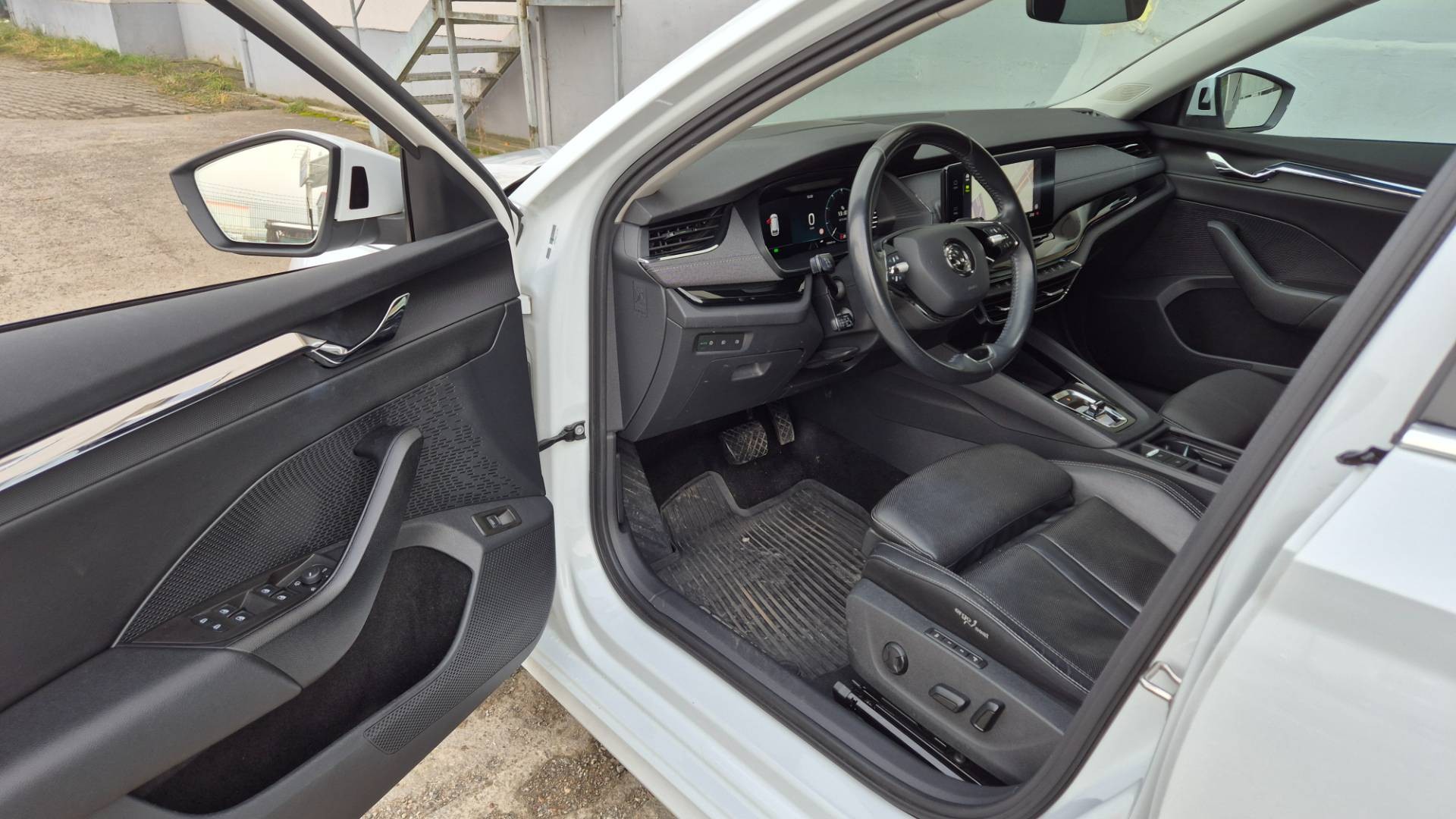 Škoda Octavia Combi 2.0 TDI SCR Style DSG – Obrázok 21