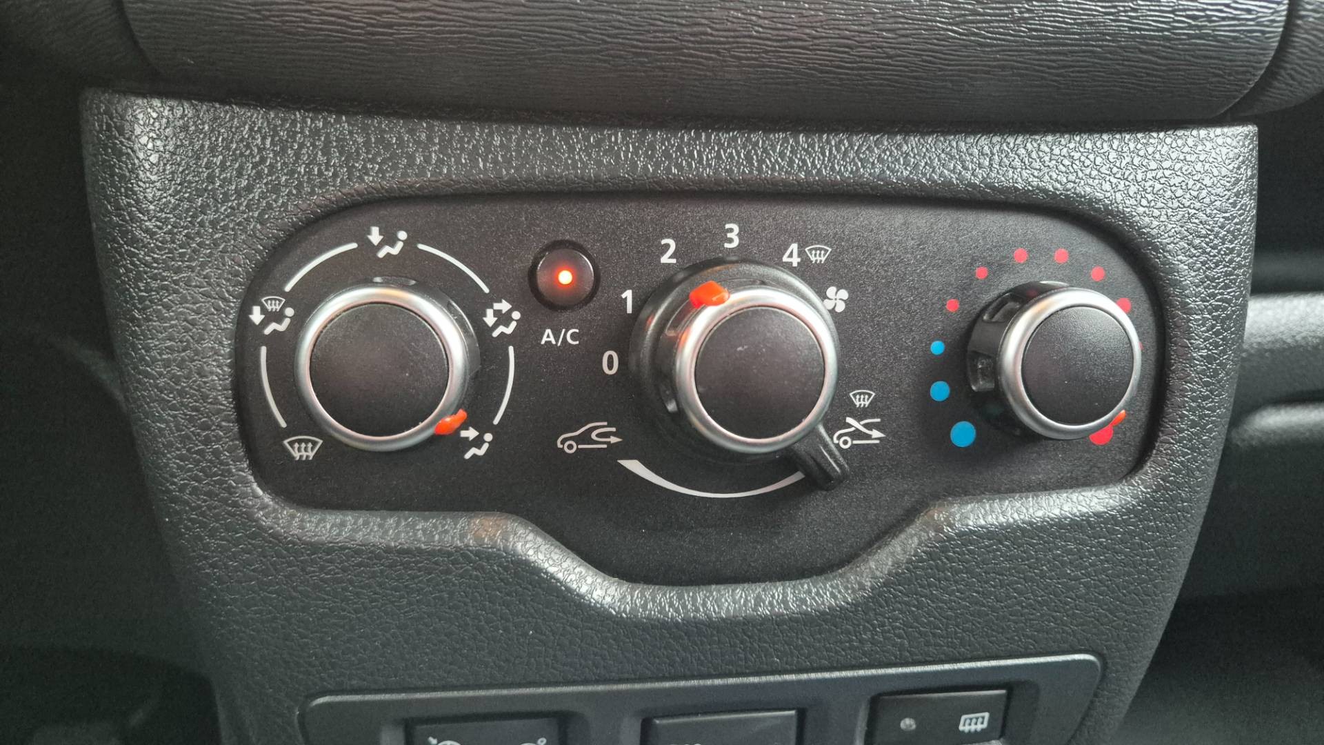 Dacia Dokker 1.5 dCi Arctica E6 – Obrázok 27