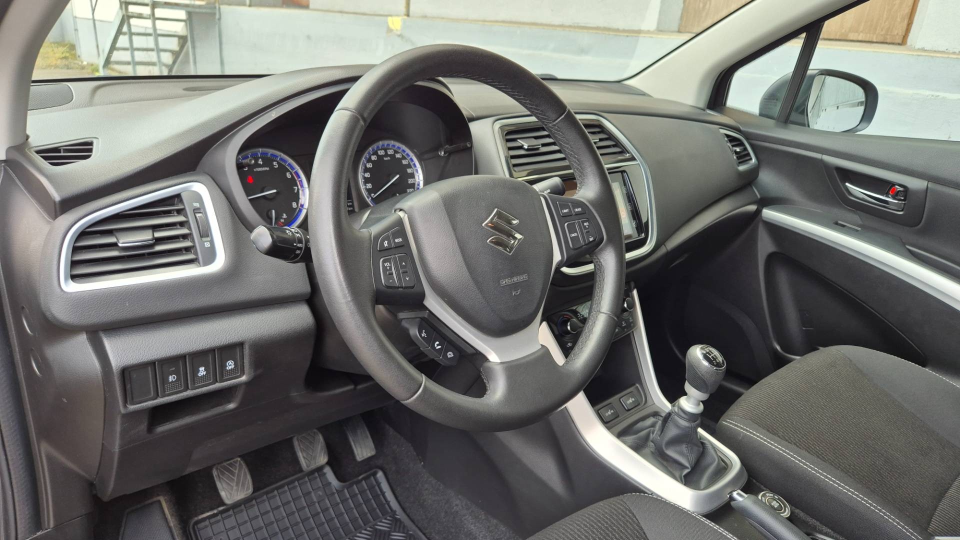 Suzuki SX4 S-Cross 1.4 BoosterJet Elegance 4WD – Obrázok 30