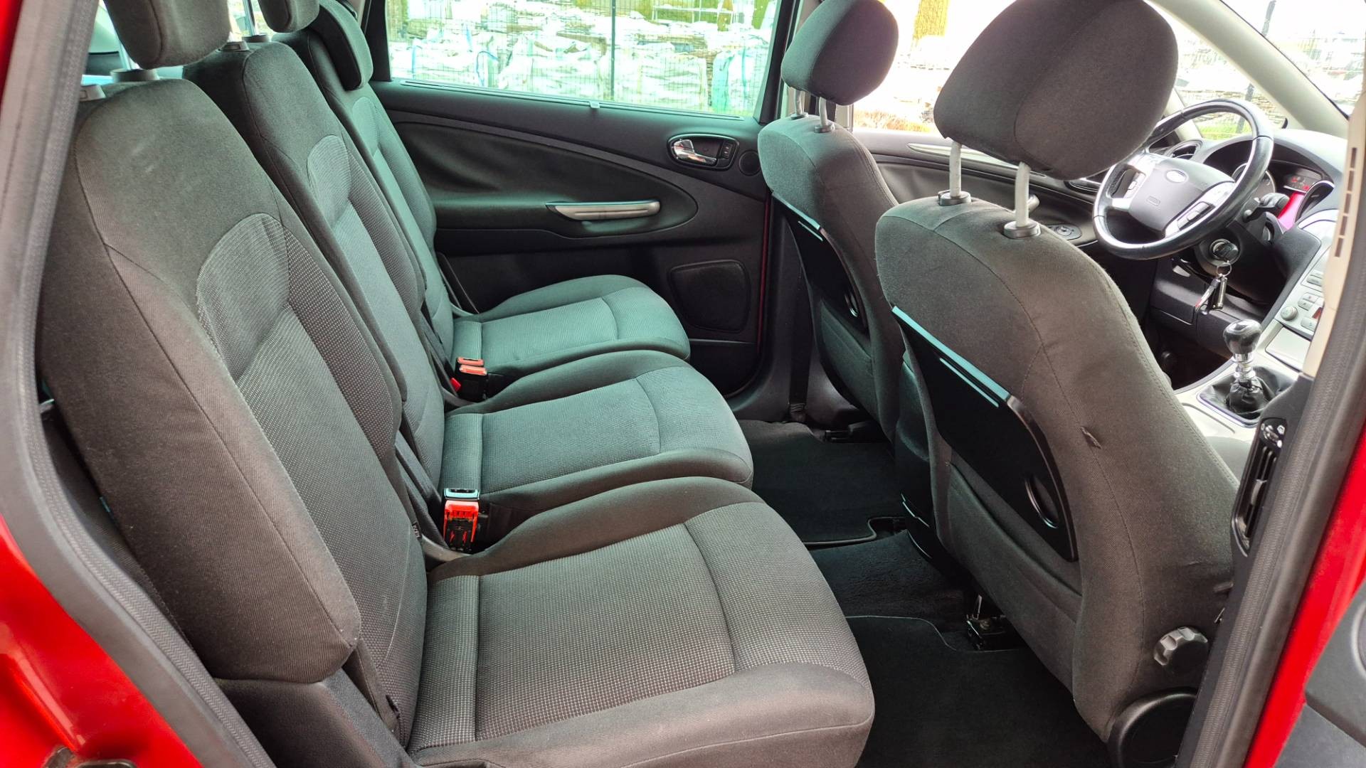 Ford S-Max 2.0 TDCi Titanium 7m – Obrázok 17