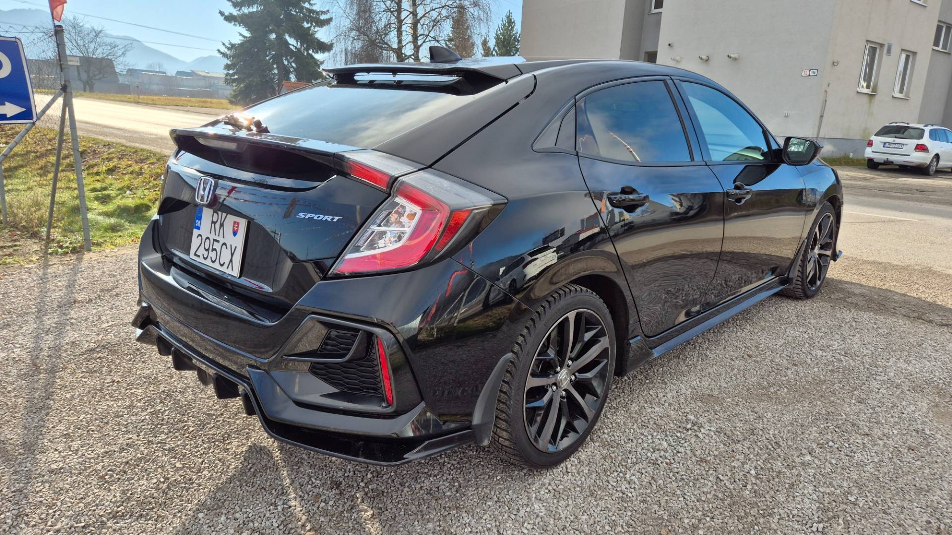 Honda Civic 1.5 DOHC VTEC Turbo Sport Plus CVT – Obrázok 4
