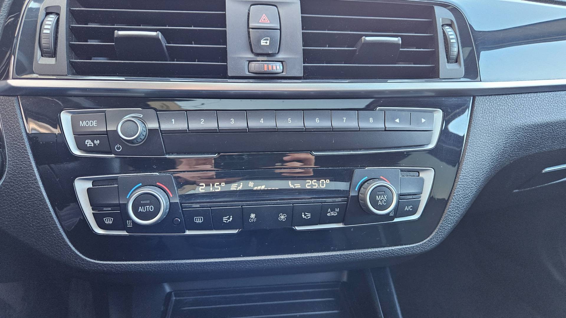 BMW Rad 1 118i Urban Line A/T – Obrázok 22