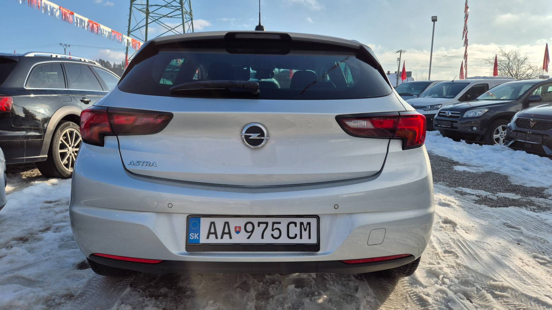 Opel Astra 1.2 Turbo Smile Edition – Obrázok 8
