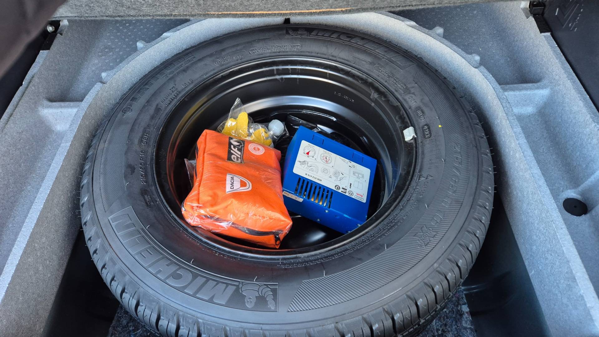 Dacia Duster 1.5 dCi 4x4 Outdoor – Obrázok 26