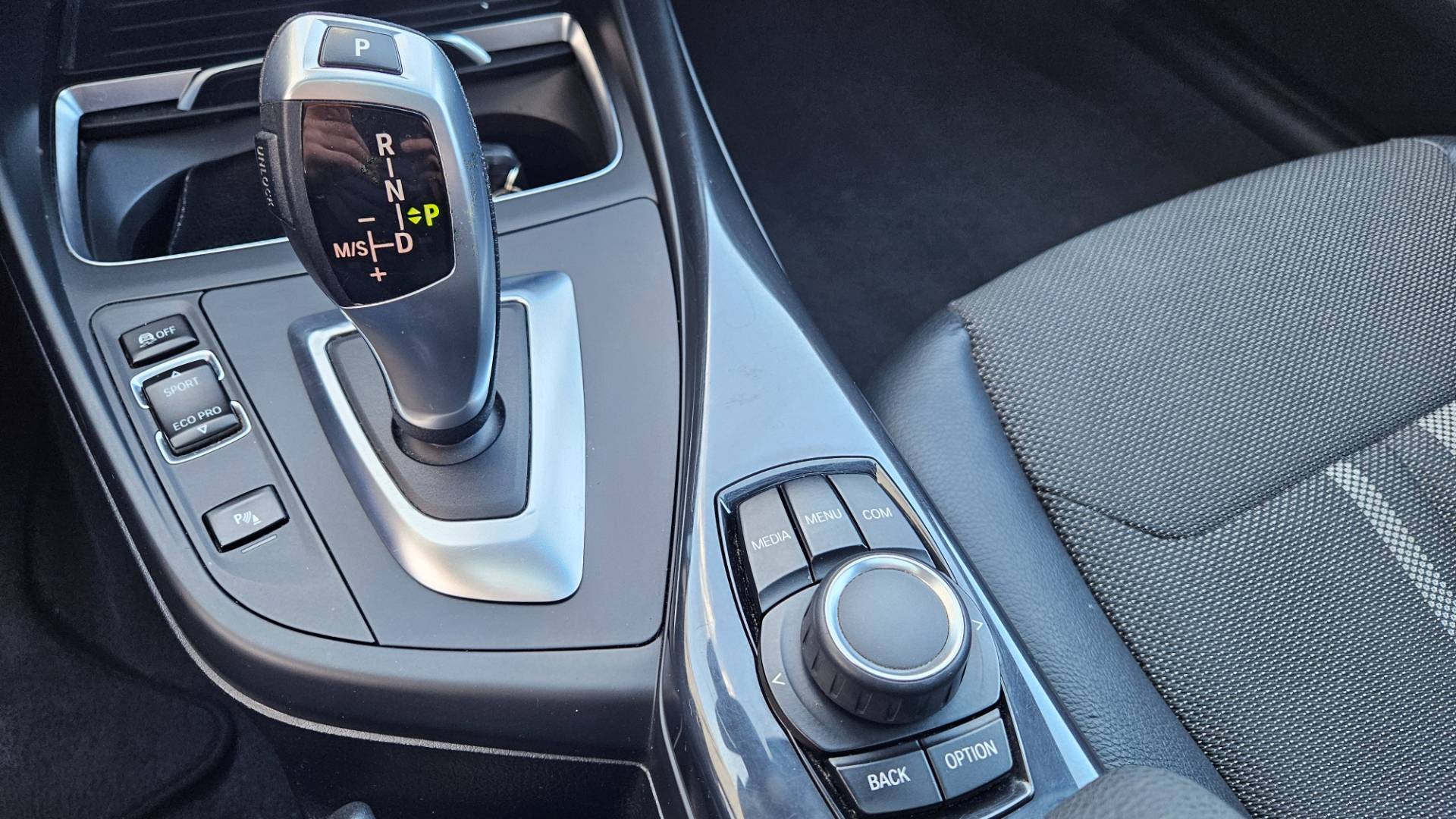 BMW Rad 1 118i Urban Line A/T – Obrázok 21