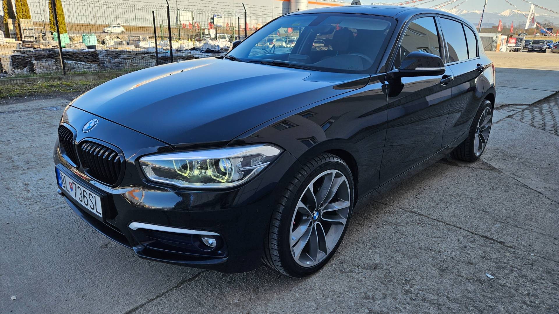 BMW Rad 1 118i Urban Line A/T – Obrázok 32