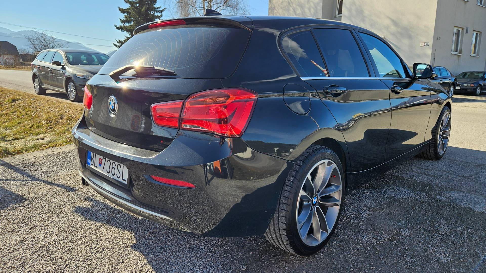 BMW Rad 1 118i Urban Line A/T – Obrázok 11