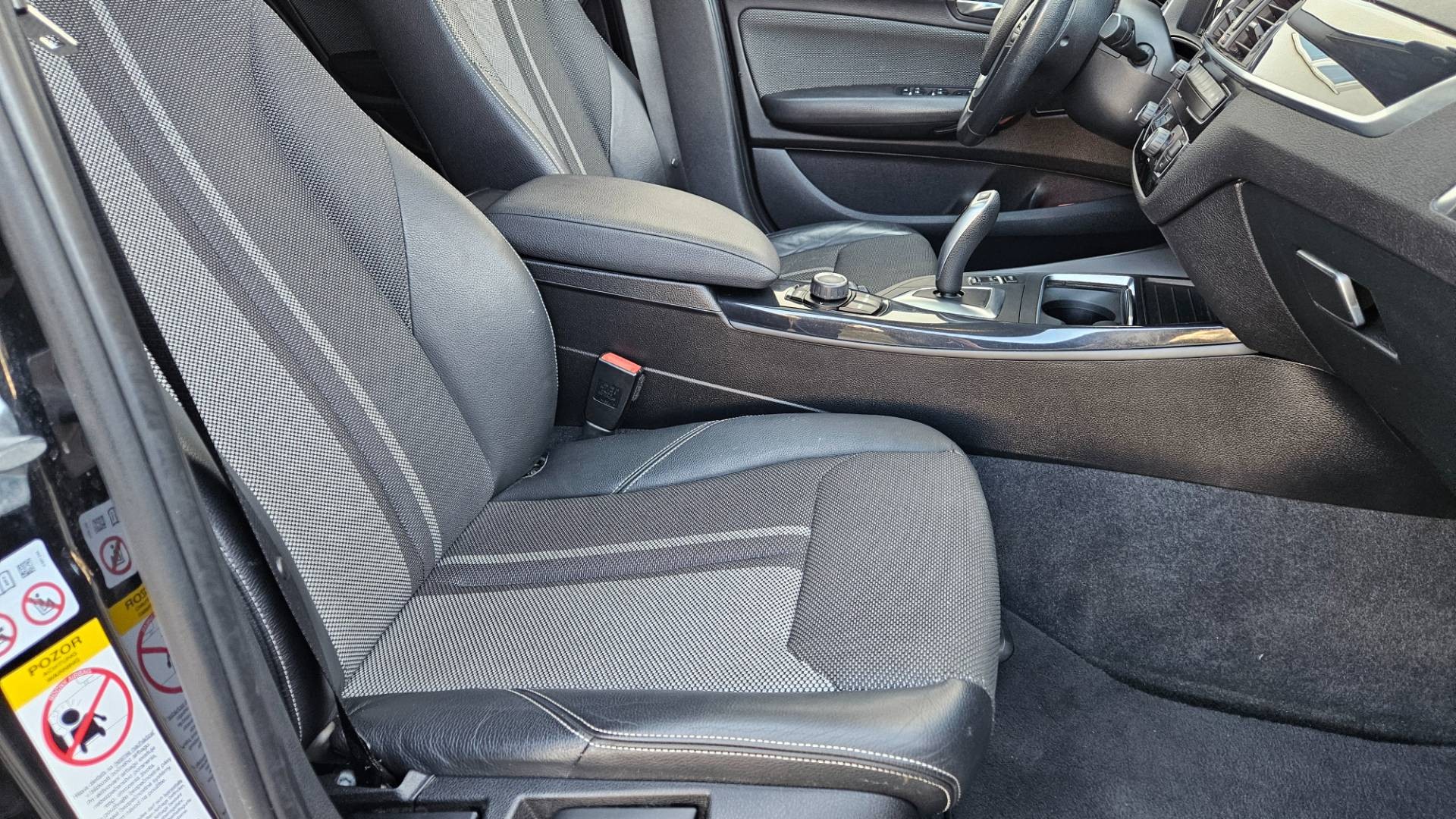 BMW Rad 1 118i Urban Line A/T – Obrázok 16