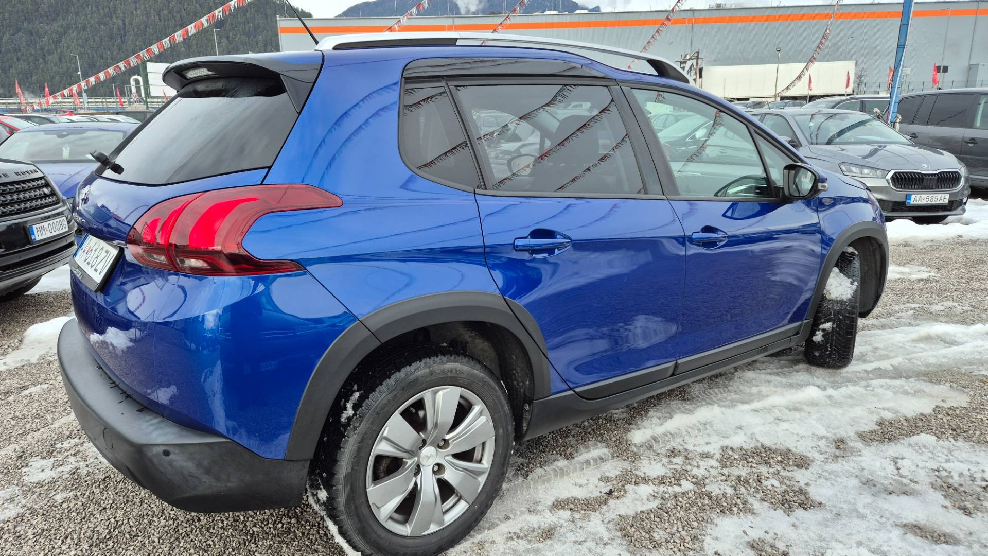 Peugeot 2008 1.2 PureTech 110 E6d-ISC Signature – Obrázok 5