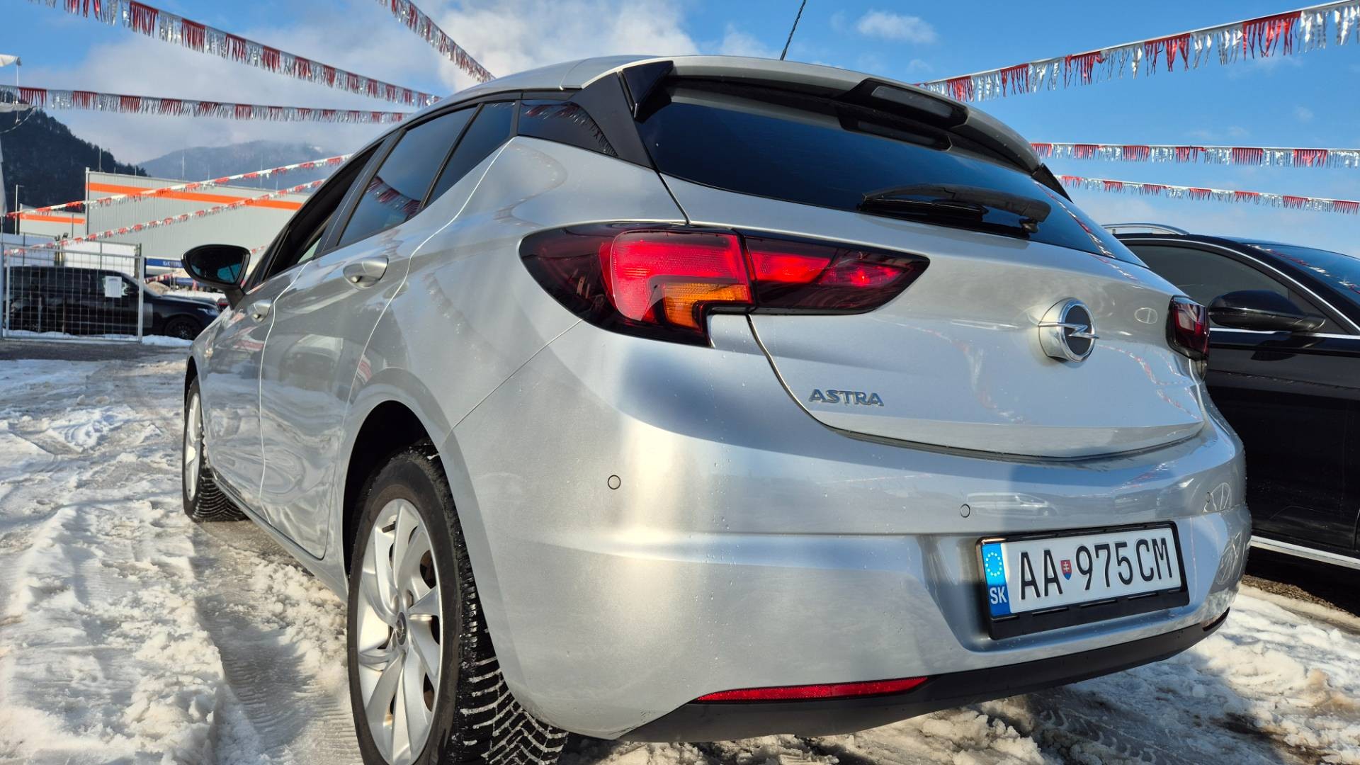 Opel Astra 1.2 Turbo Smile Edition – Obrázok 10