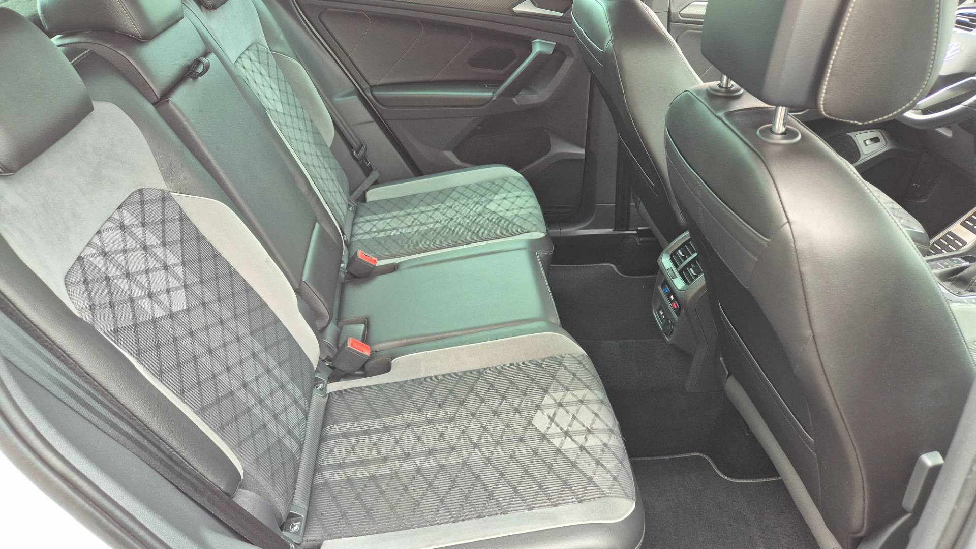 Volkswagen Tiguan 2.0 TDI EVO R-Line 4Motion DSG – Obrázok 27