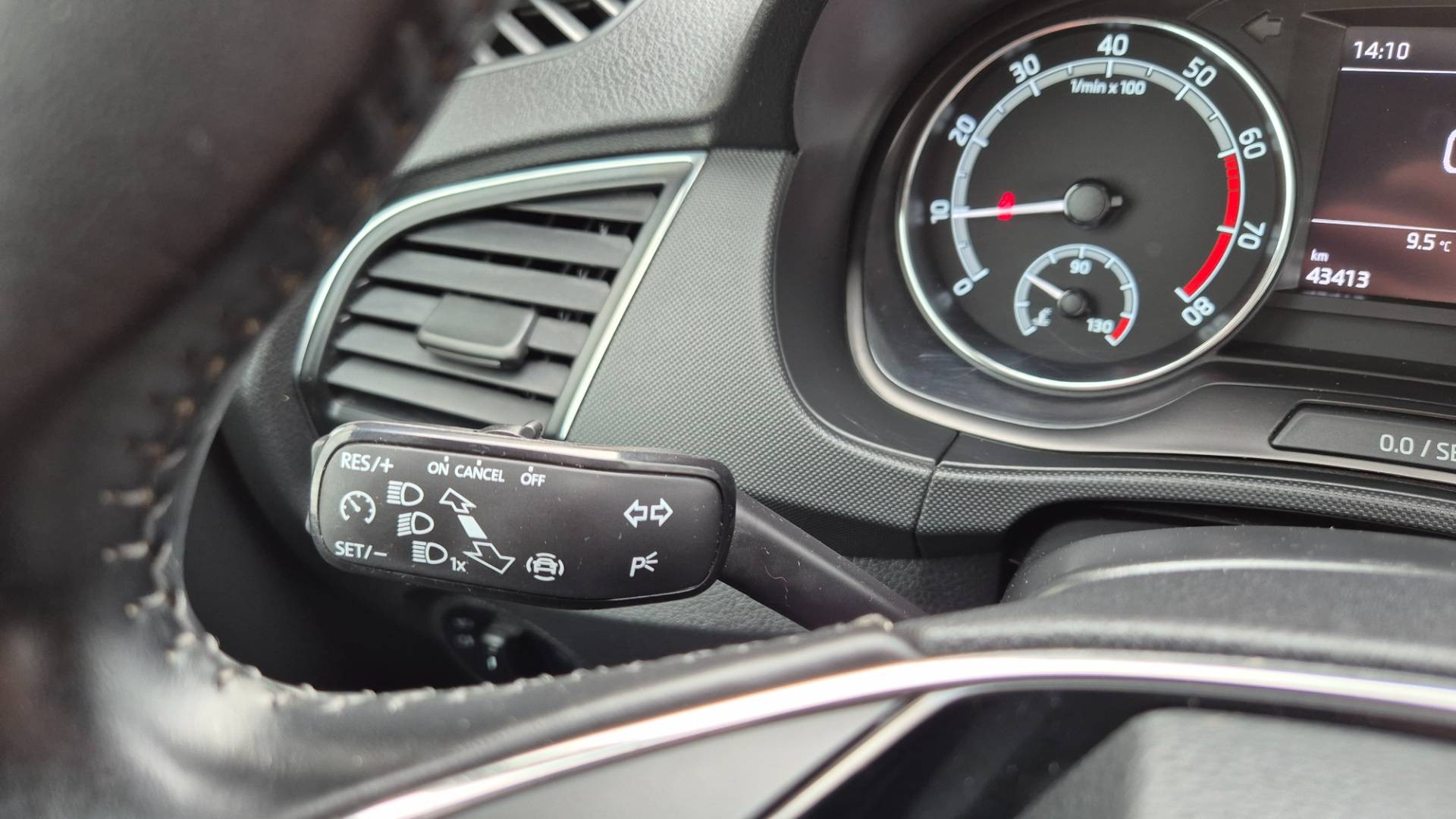 Škoda Fabia 1.0 TSI Style DSG – Obrázok 34