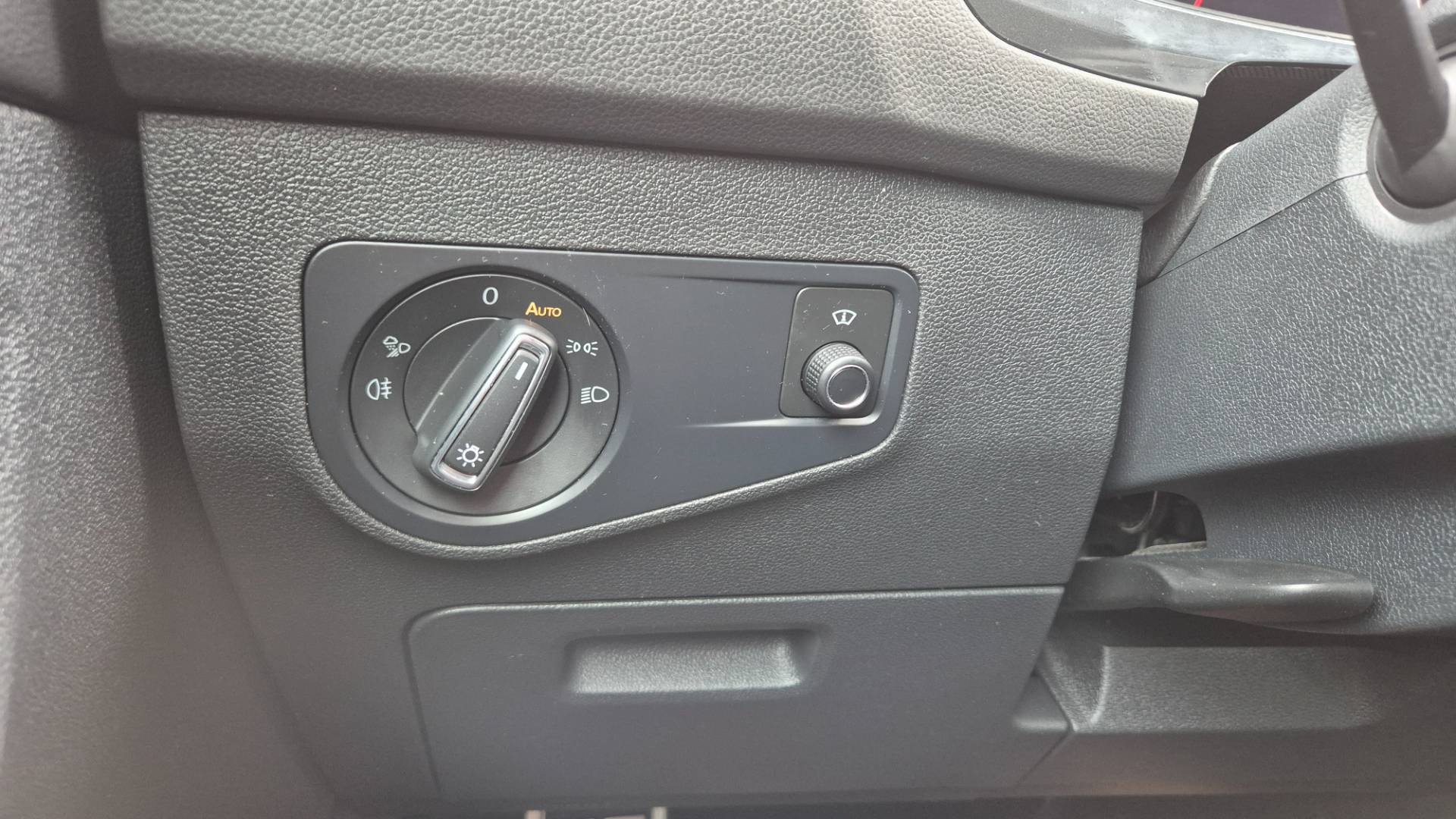 Volkswagen Tiguan 2.0 TDI EVO R-Line 4Motion DSG – Obrázok 46