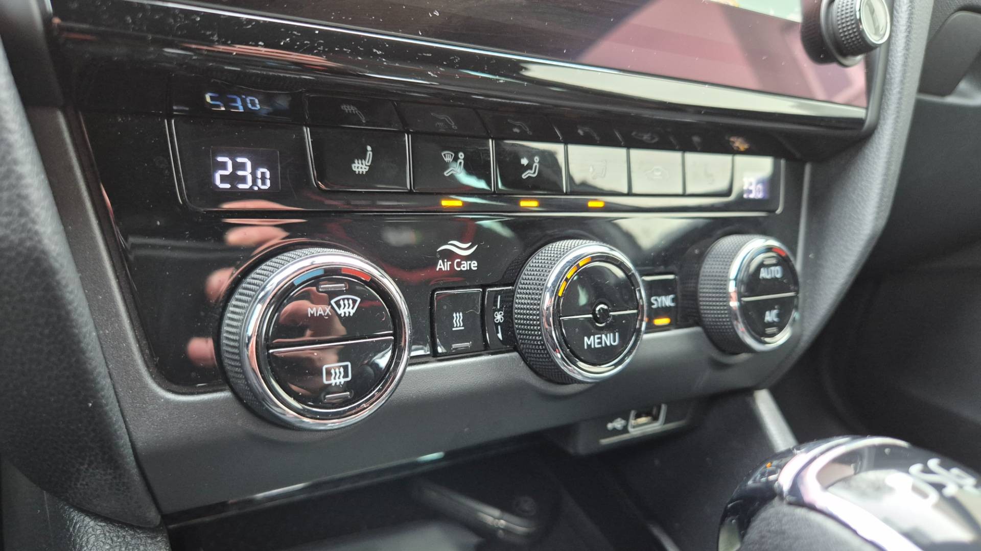 Škoda Octavia Combi 2.0 TDI RS DSG 4x4 – Obrázok 33