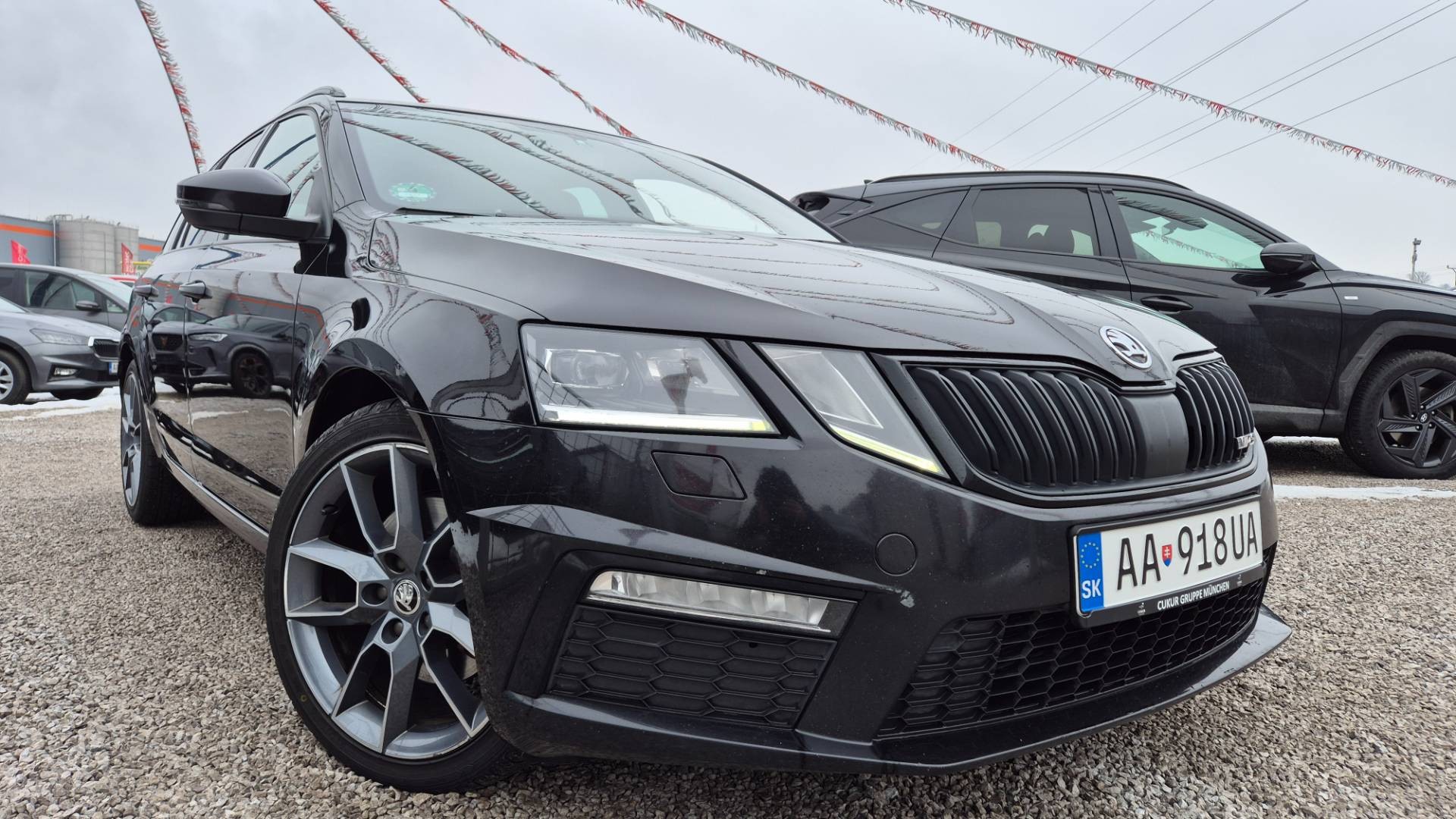 Škoda Octavia Combi 2.0 TDI RS DSG 4x4 – Obrázok 4