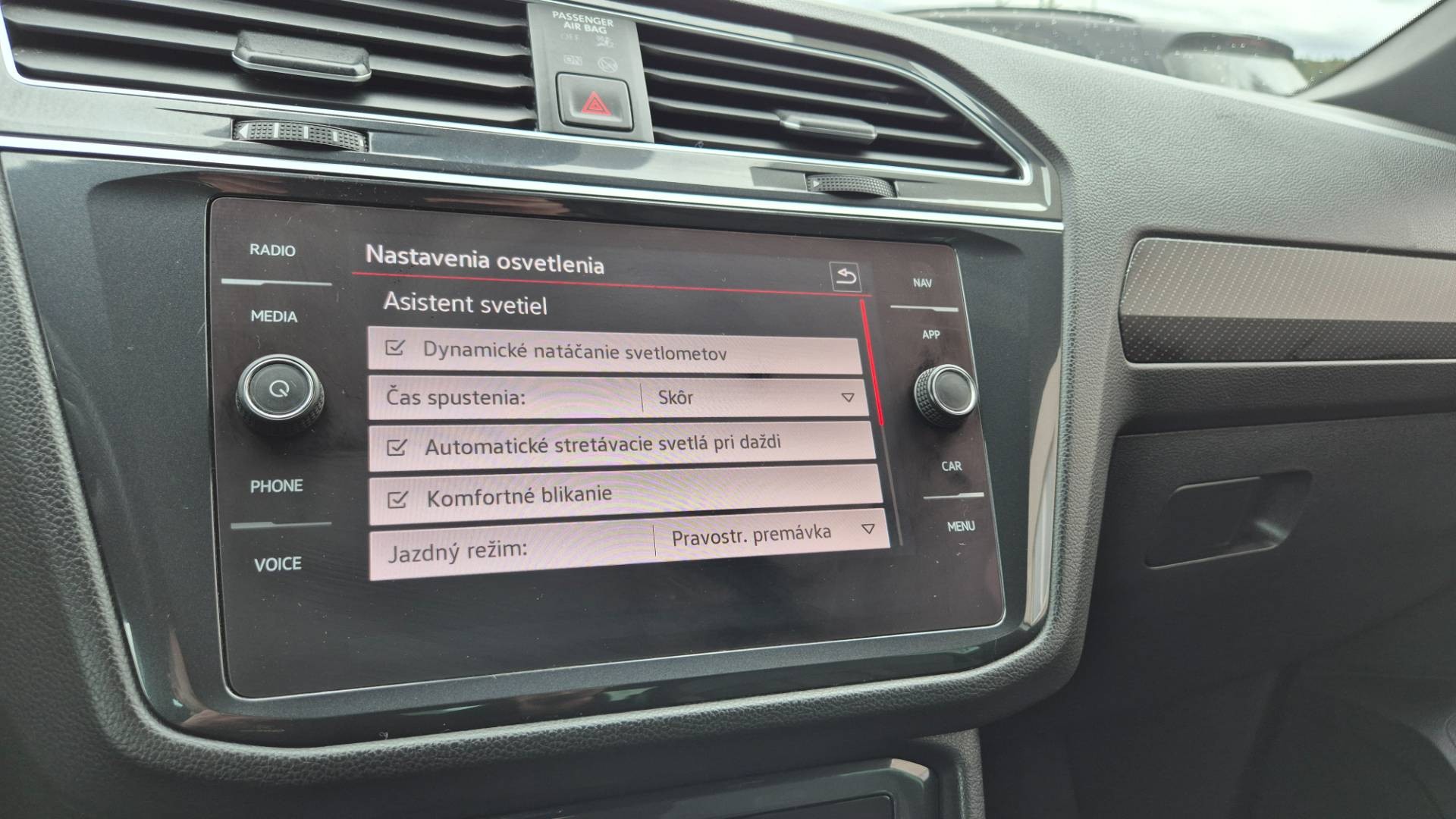 Volkswagen Tiguan 2.0 TDI EVO R-Line 4Motion DSG – Obrázok 48