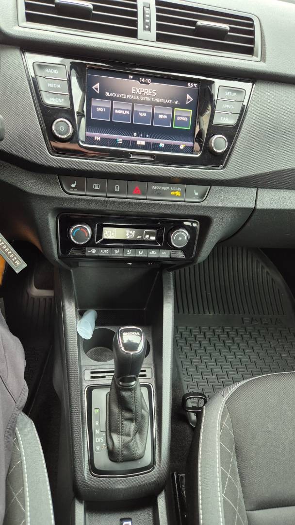 Škoda Fabia 1.0 TSI Style DSG – Obrázok 28