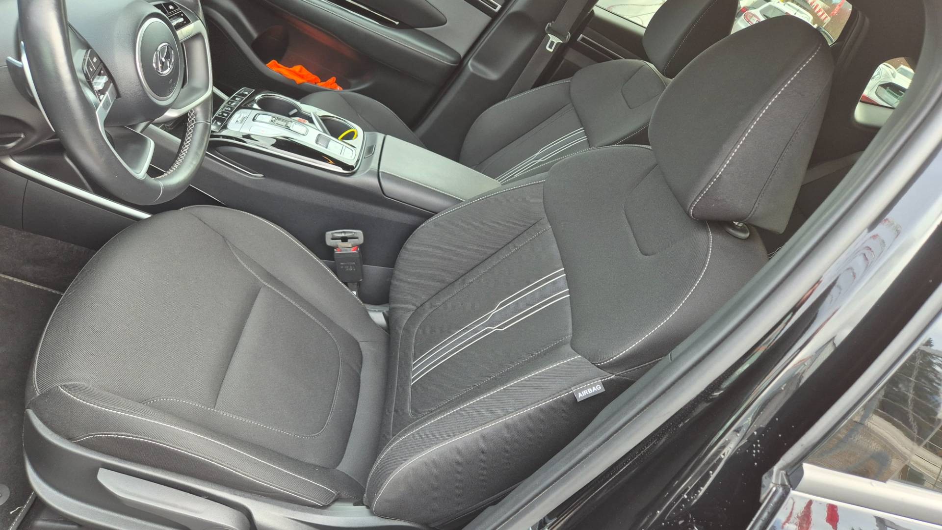 Hyundai Tucson 1.6 T-GDi Mild Hybrid Style A/T – Obrázok 32