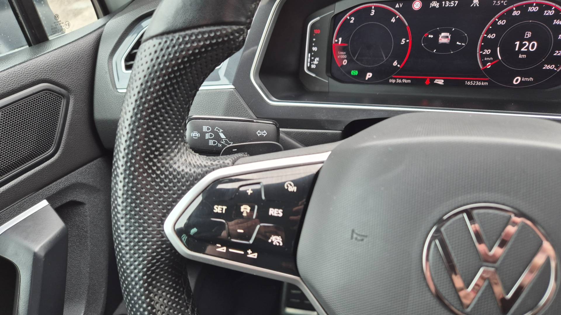 Volkswagen Tiguan 2.0 TDI EVO R-Line 4Motion DSG – Obrázok 43