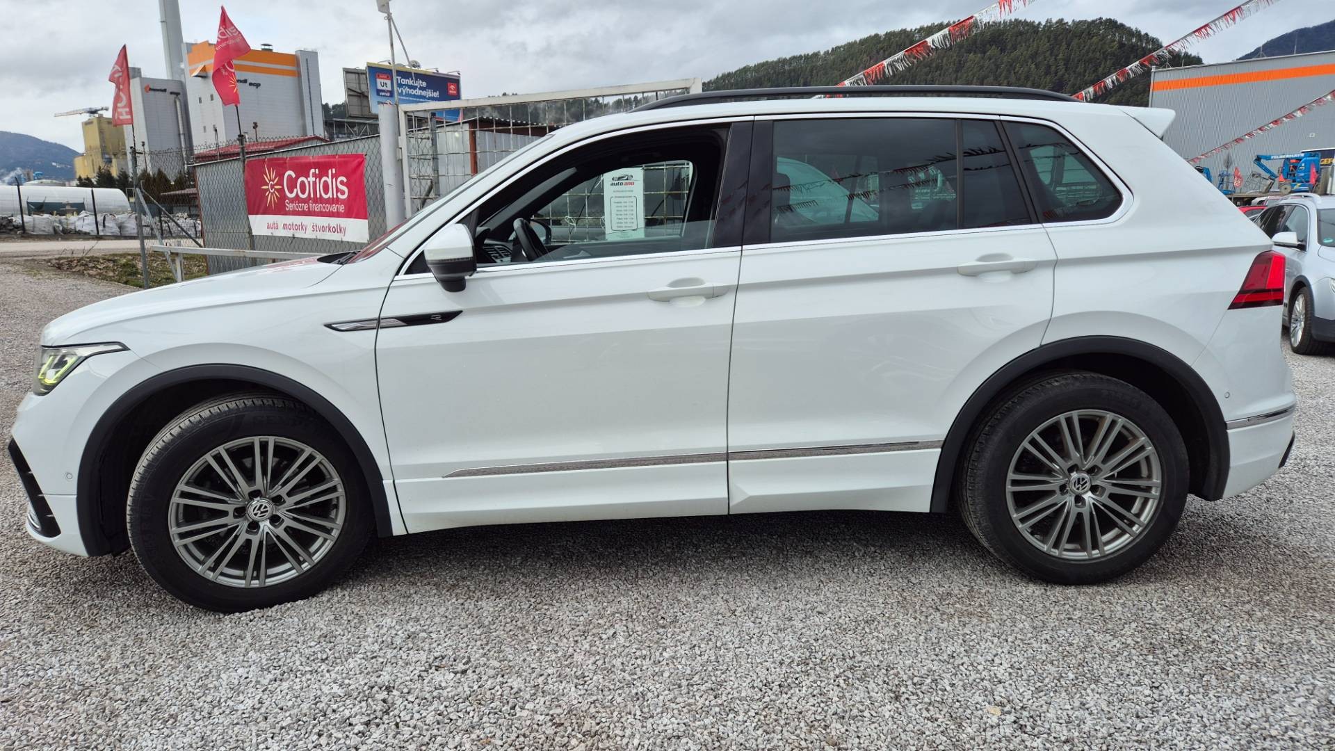 Volkswagen Tiguan 2.0 TDI EVO R-Line 4Motion DSG – Obrázok 11