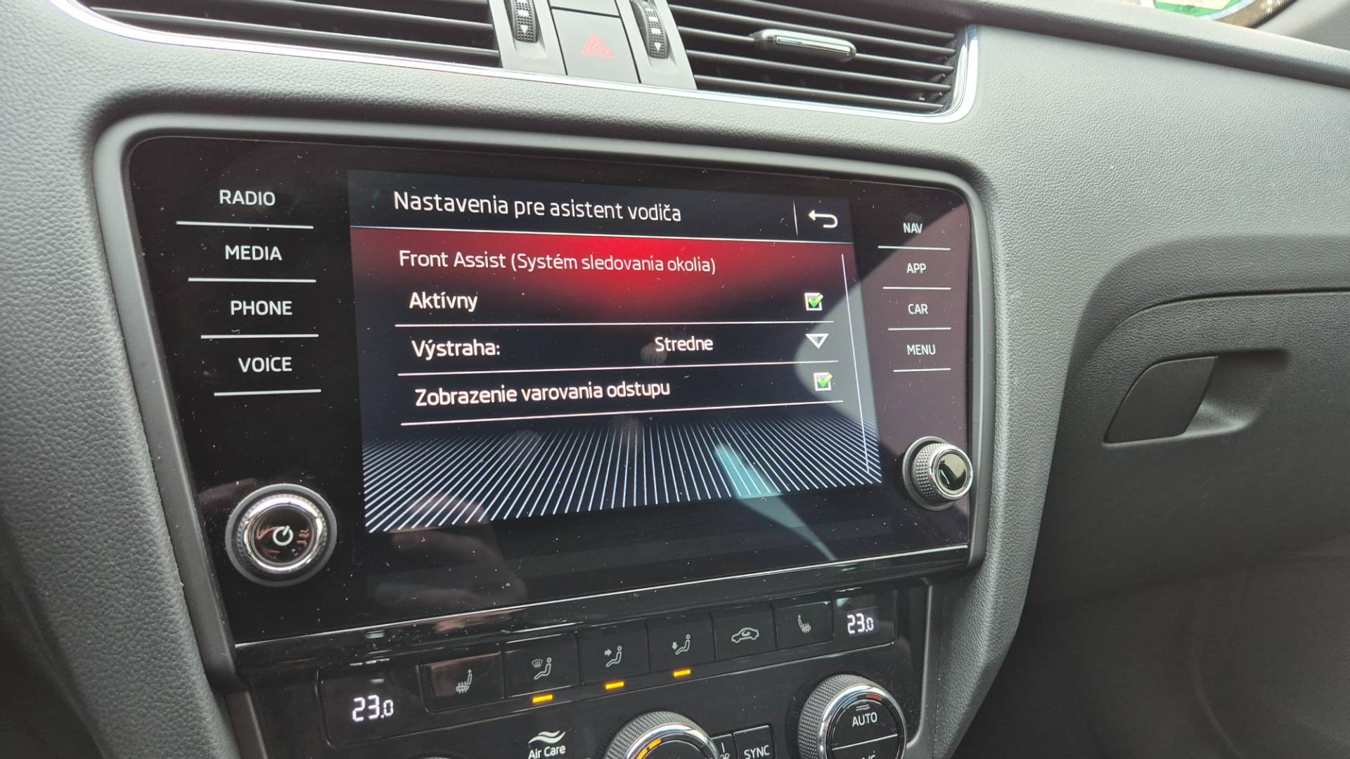 Škoda Octavia Combi 2.0 TDI RS DSG 4x4 – Obrázok 39