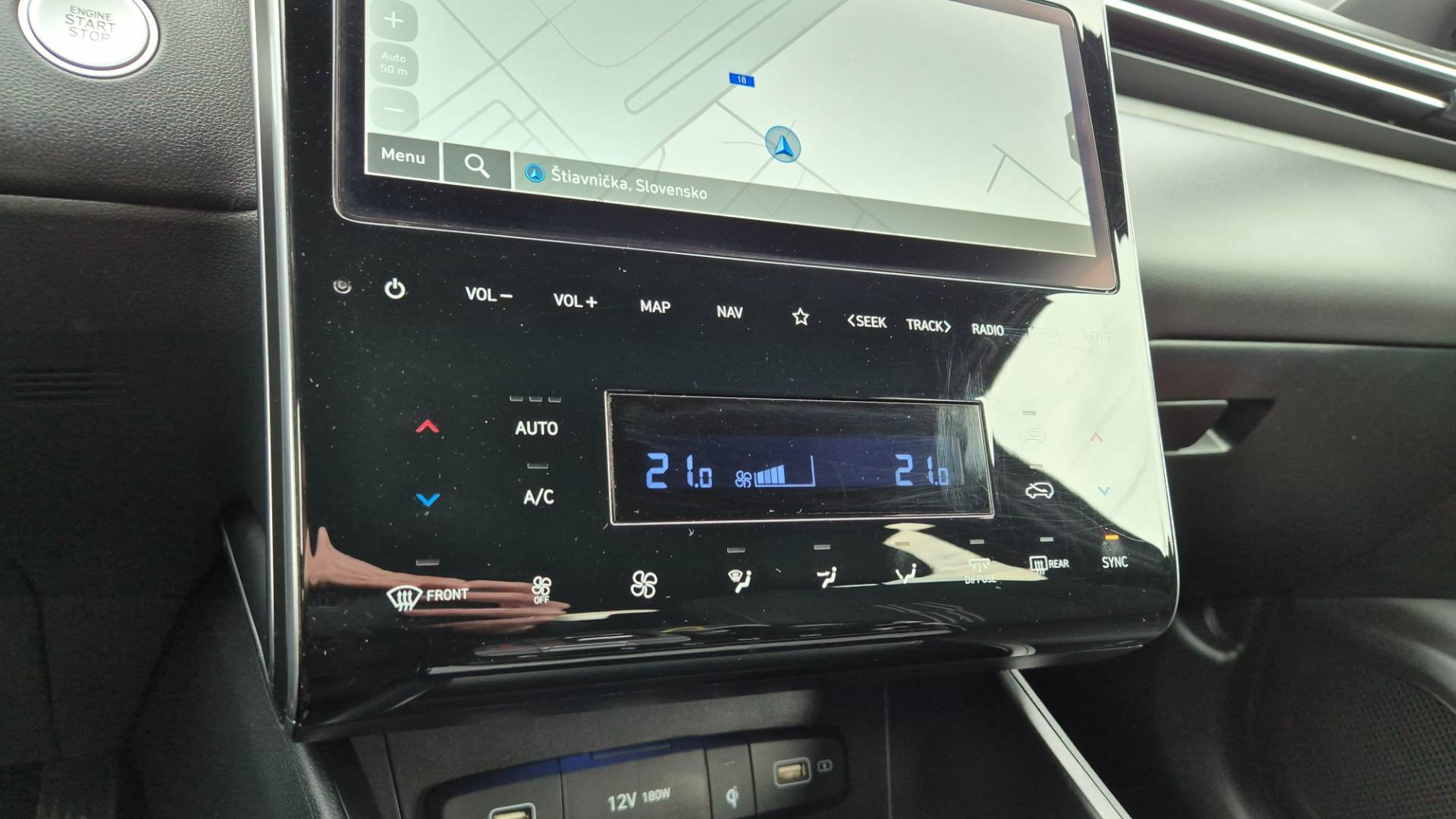 Hyundai Tucson 1.6 T-GDi Mild Hybrid Style A/T – Obrázok 45