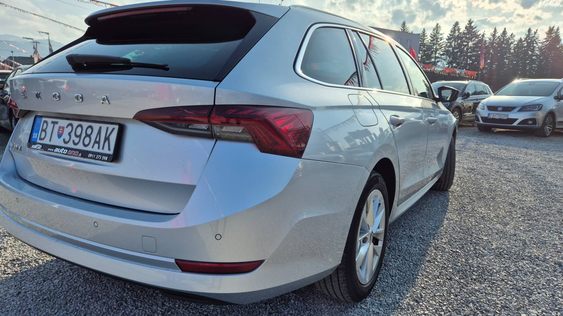 Škoda Octavia Combi 2.0 TDI SCR Style DSG – Obrázok 12