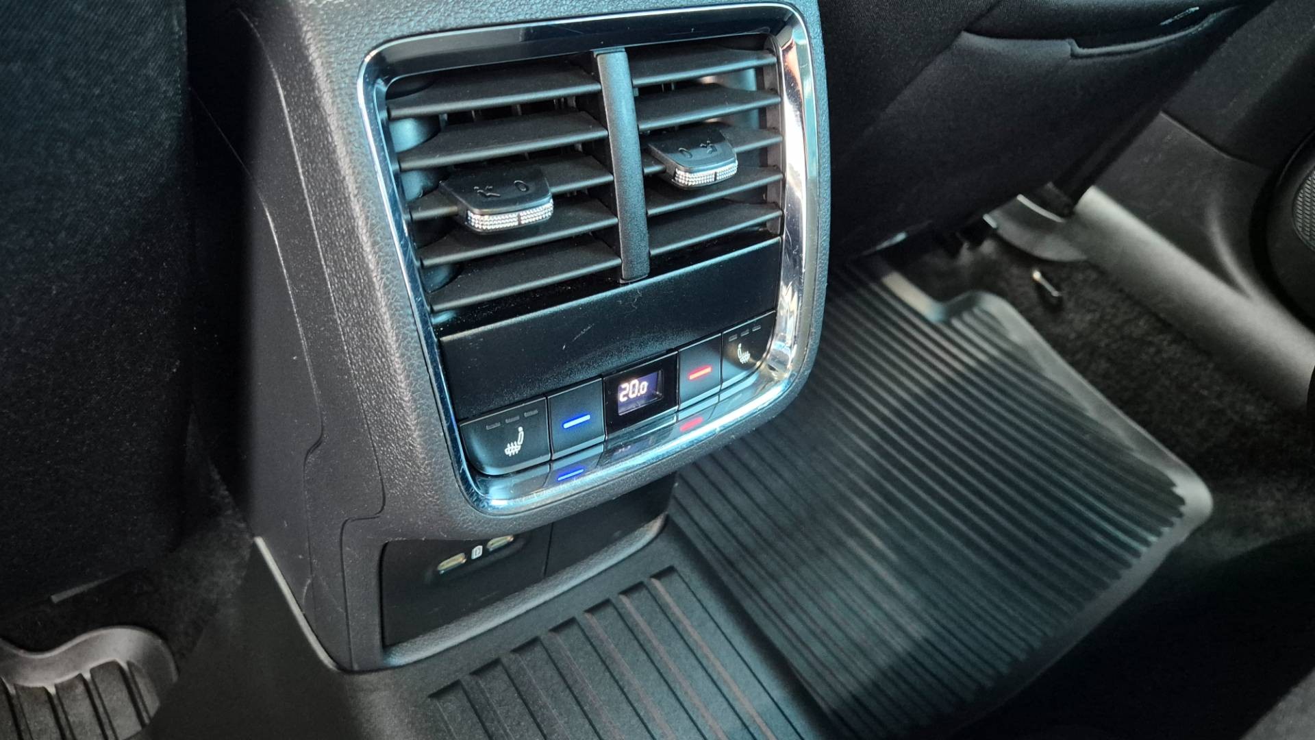 Škoda Octavia Combi 2.0 TDI SCR Style DSG – Obrázok 26