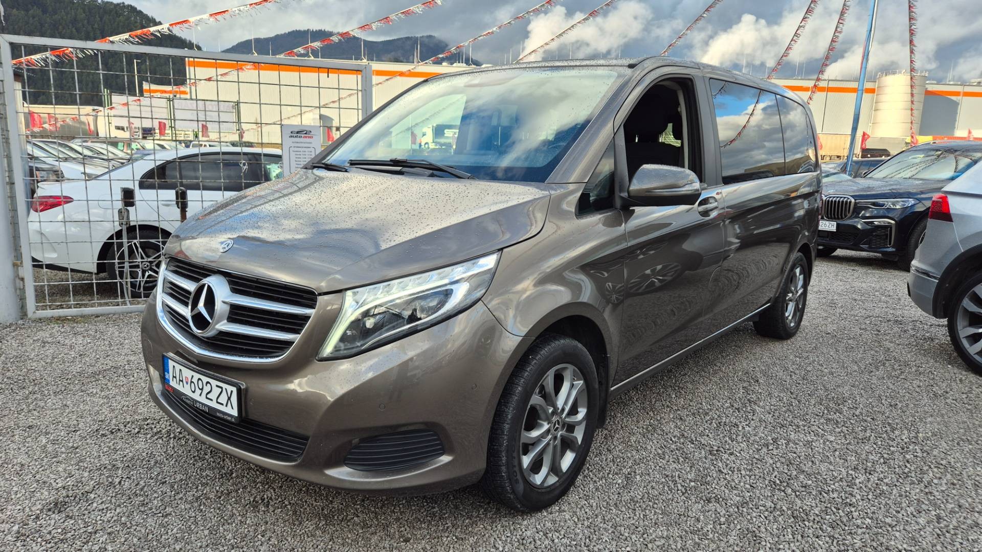 Mercedes-Benz V trieda V250 d kompakt 4MATIC A/T – Obrázok 50