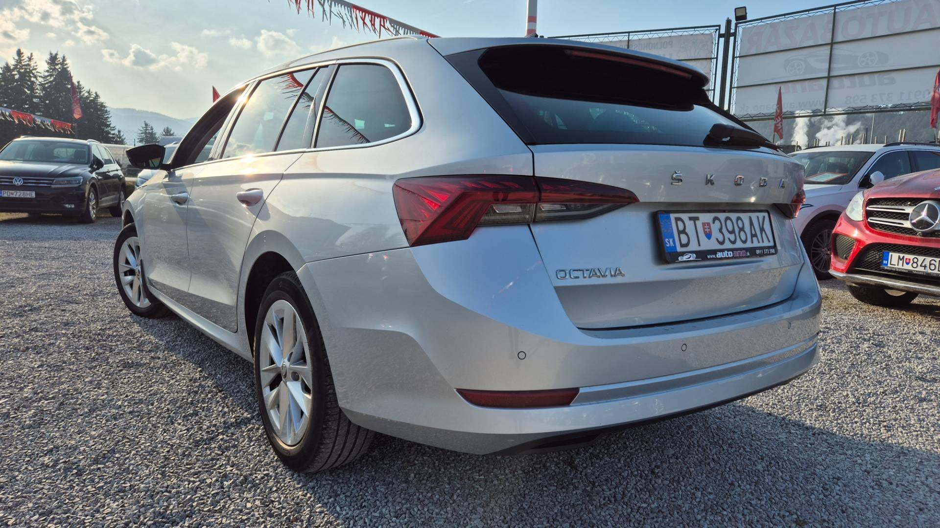Škoda Octavia Combi 2.0 TDI SCR Style DSG – Obrázok 9