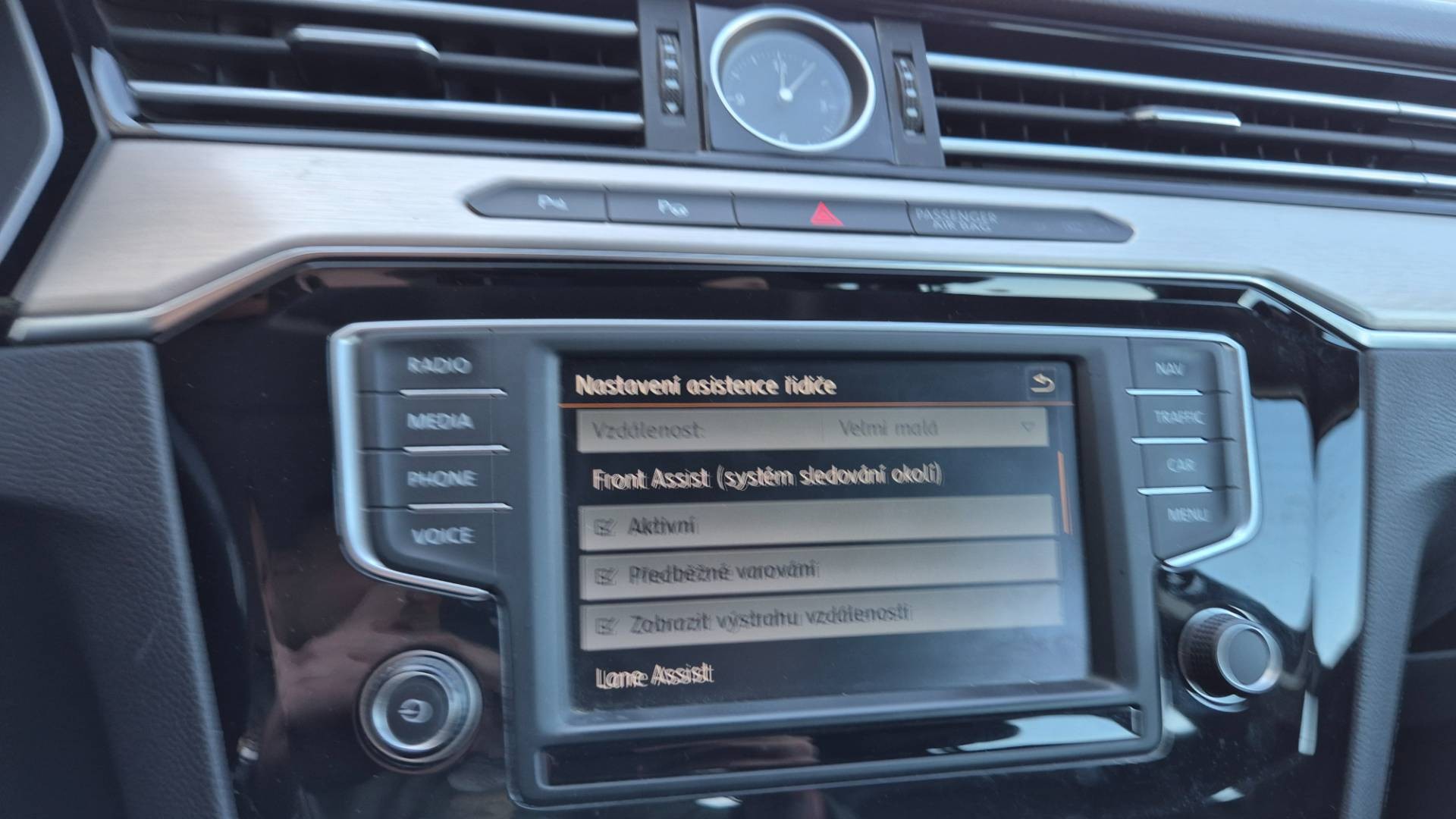 Volkswagen Passat Variant 2.0 TDI BMT Highline DSG – Obrázok 27