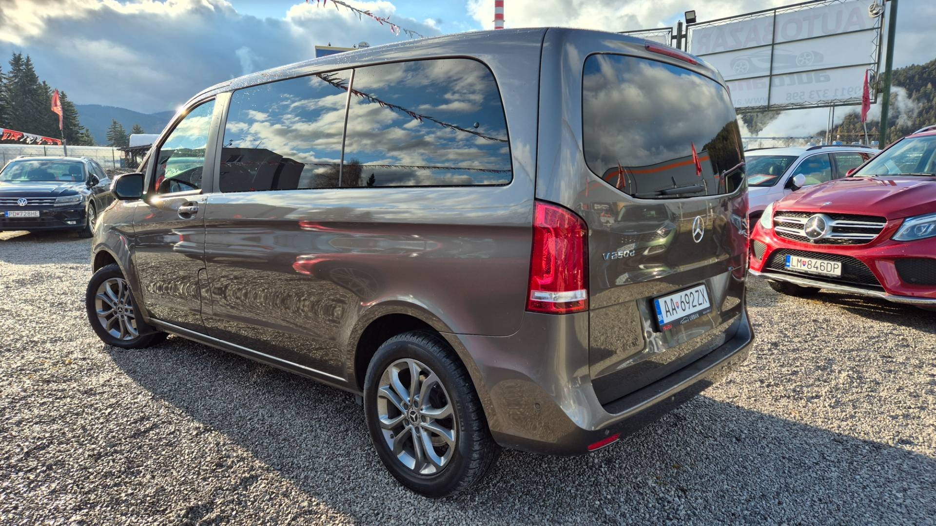 Mercedes-Benz V trieda V250 d kompakt 4MATIC A/T – Obrázok 7